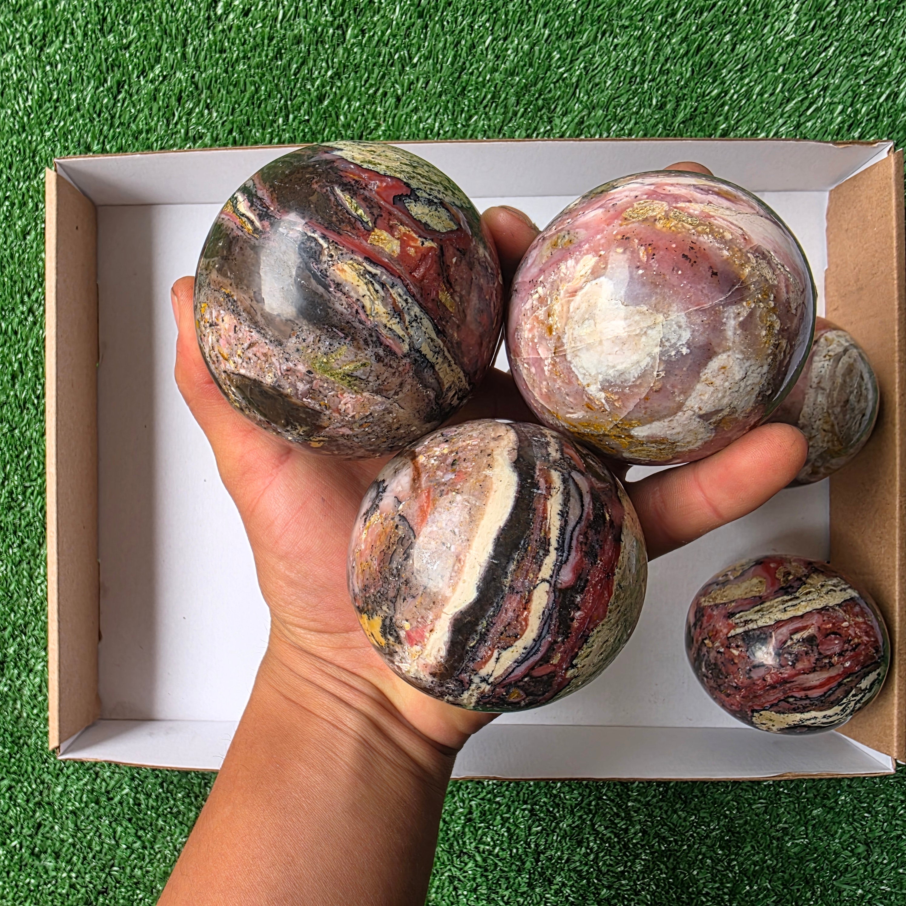 Lot 7 pcs strawberry pink opal Sphere