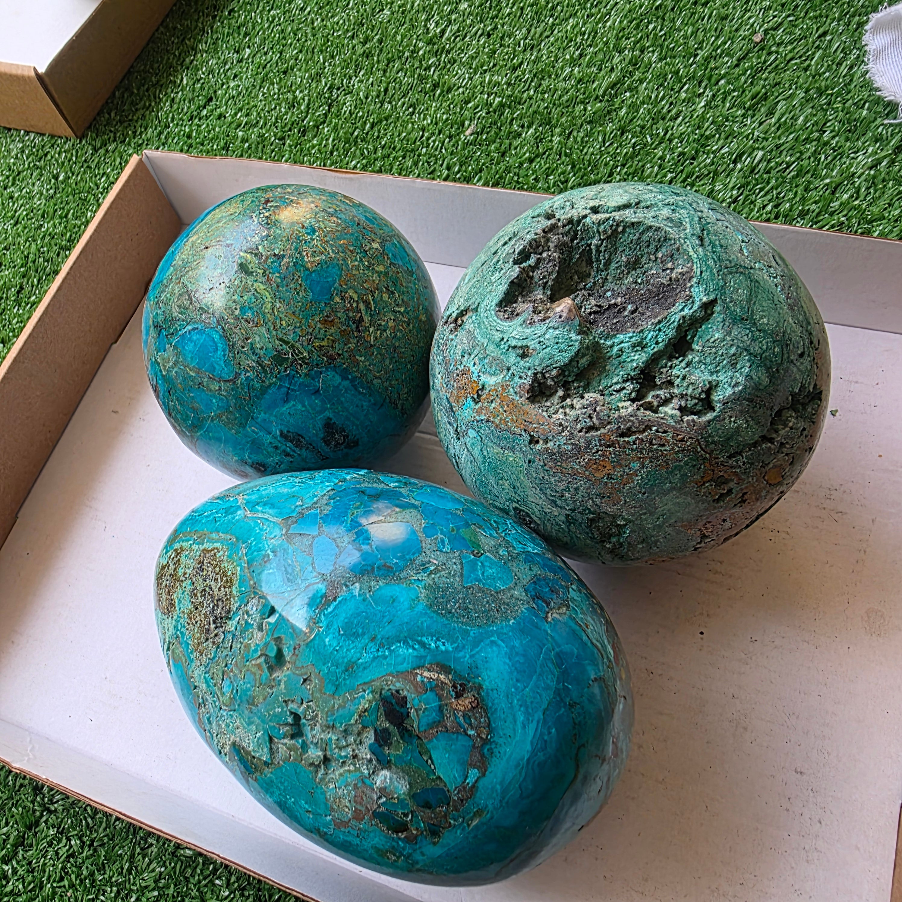 lot 3 pcs Chrysocolla egg and sphere