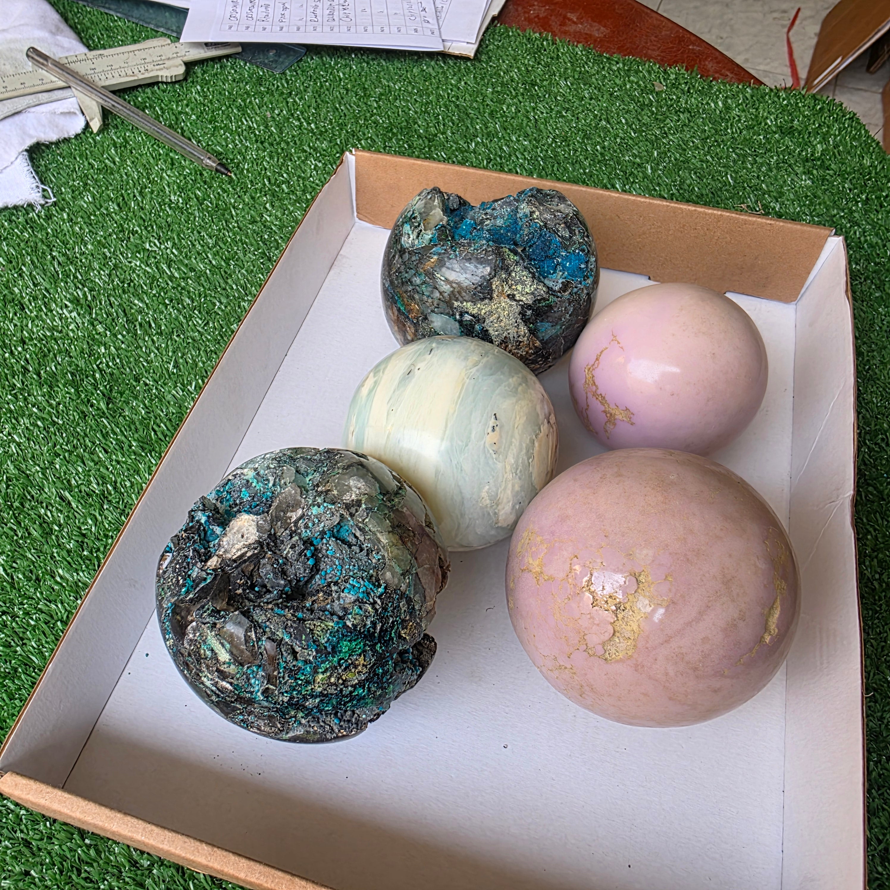 lot 5 pcs Quantum Quattro, Phosphosiderite and Andean Opal sphere