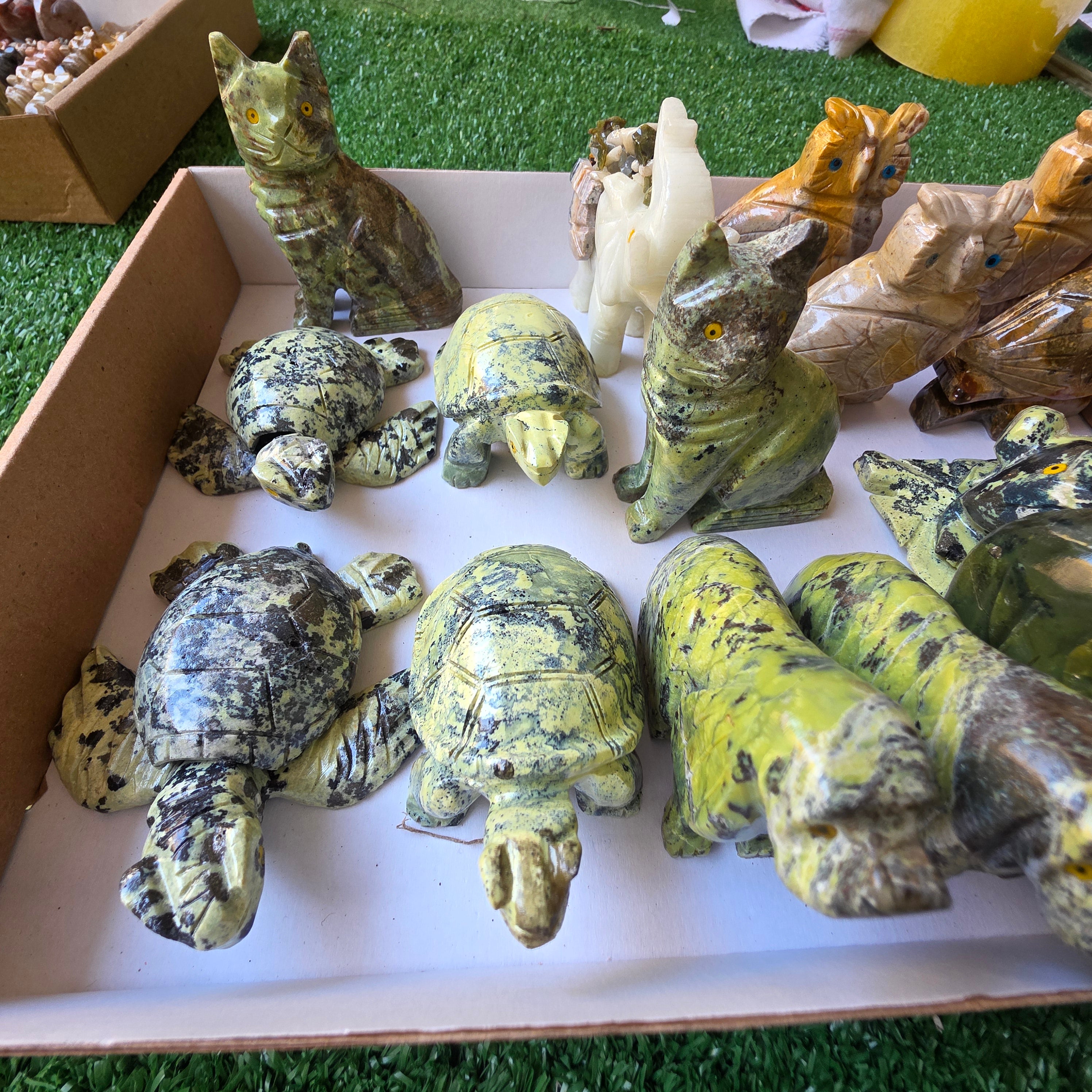 Lot 18 pcs Soapstone Animals
