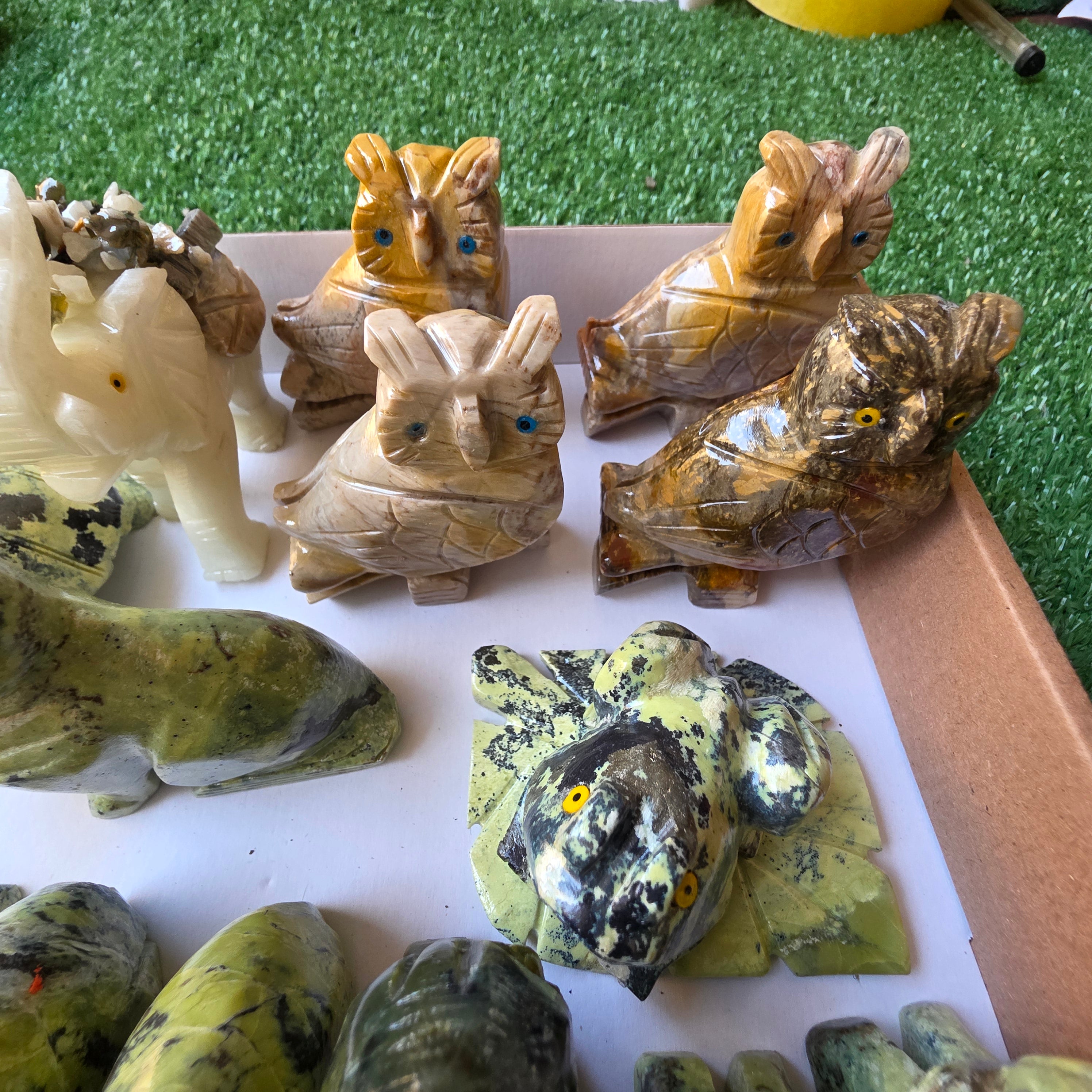 Lot 18 pcs Soapstone Animals