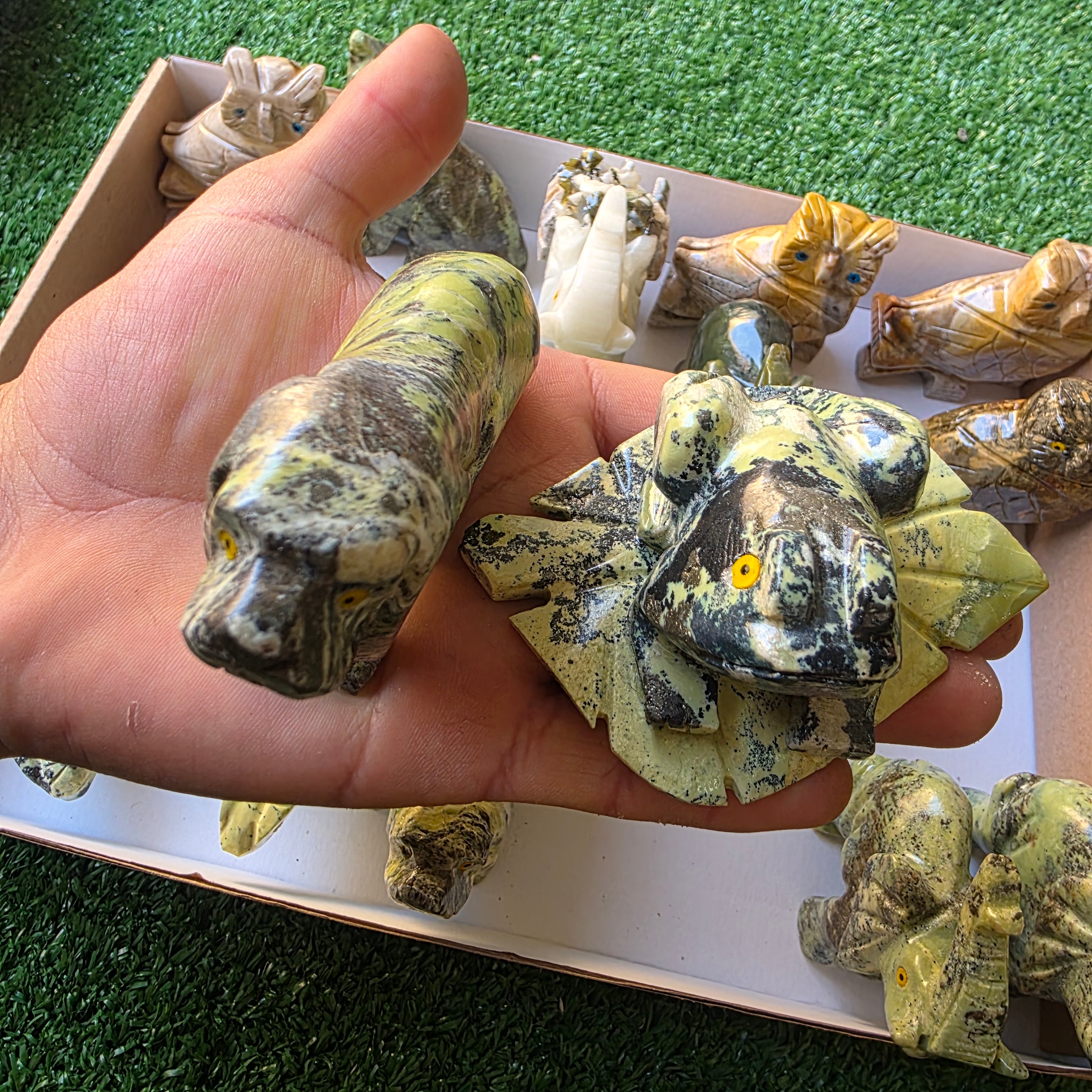 Lot 18 pcs Soapstone Animals