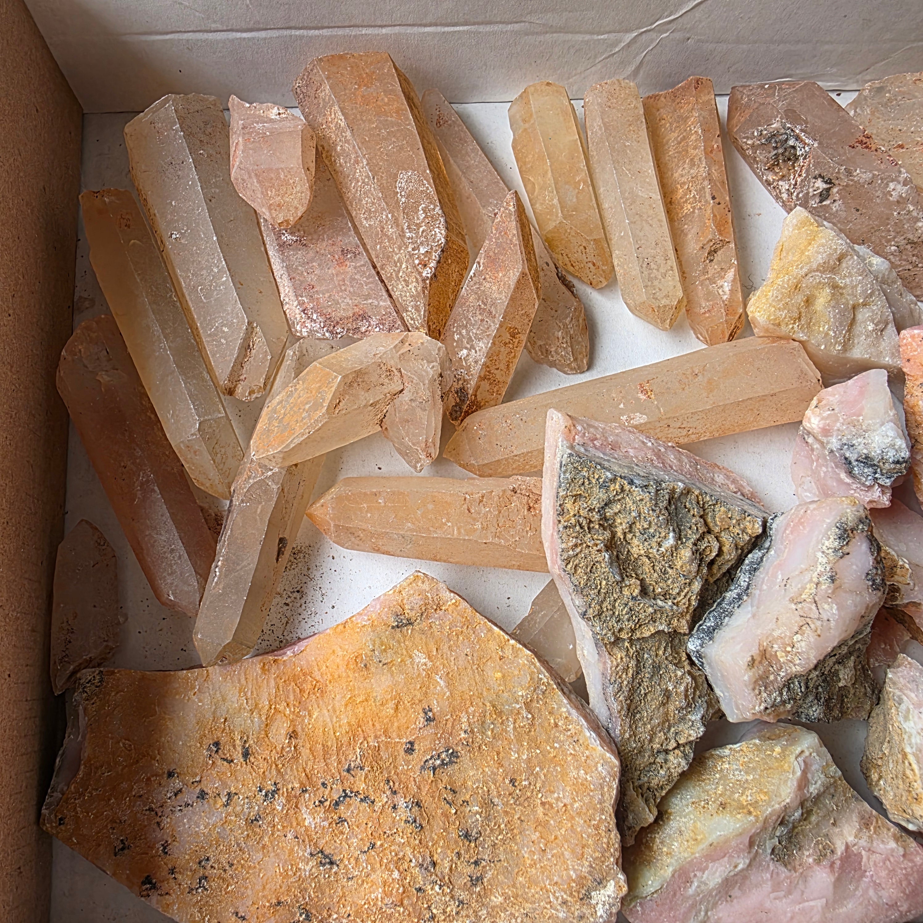 Lot 36 pcs Crystal Quartz and Pink Opal Rough