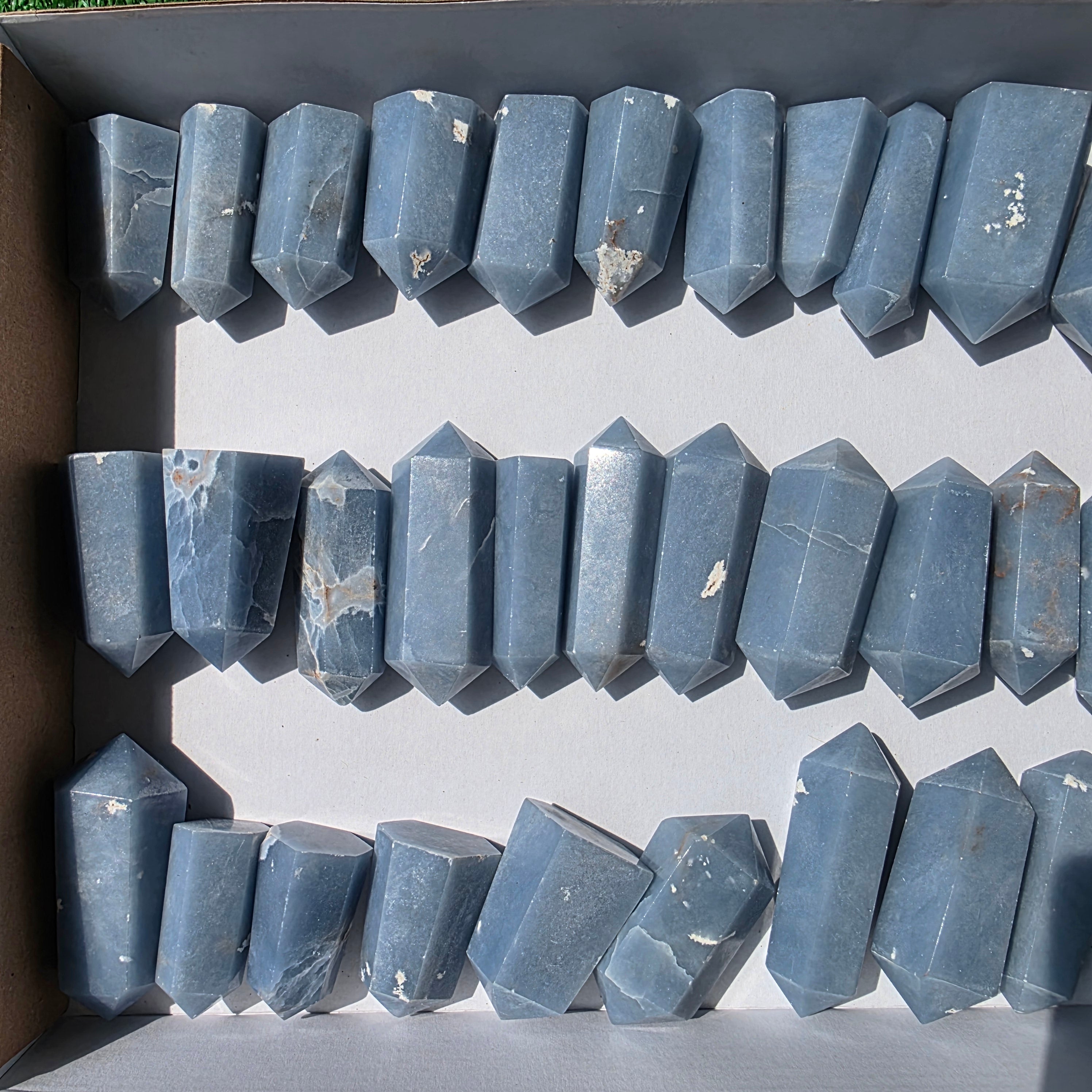 Lot 33 pcs Angelite Tower