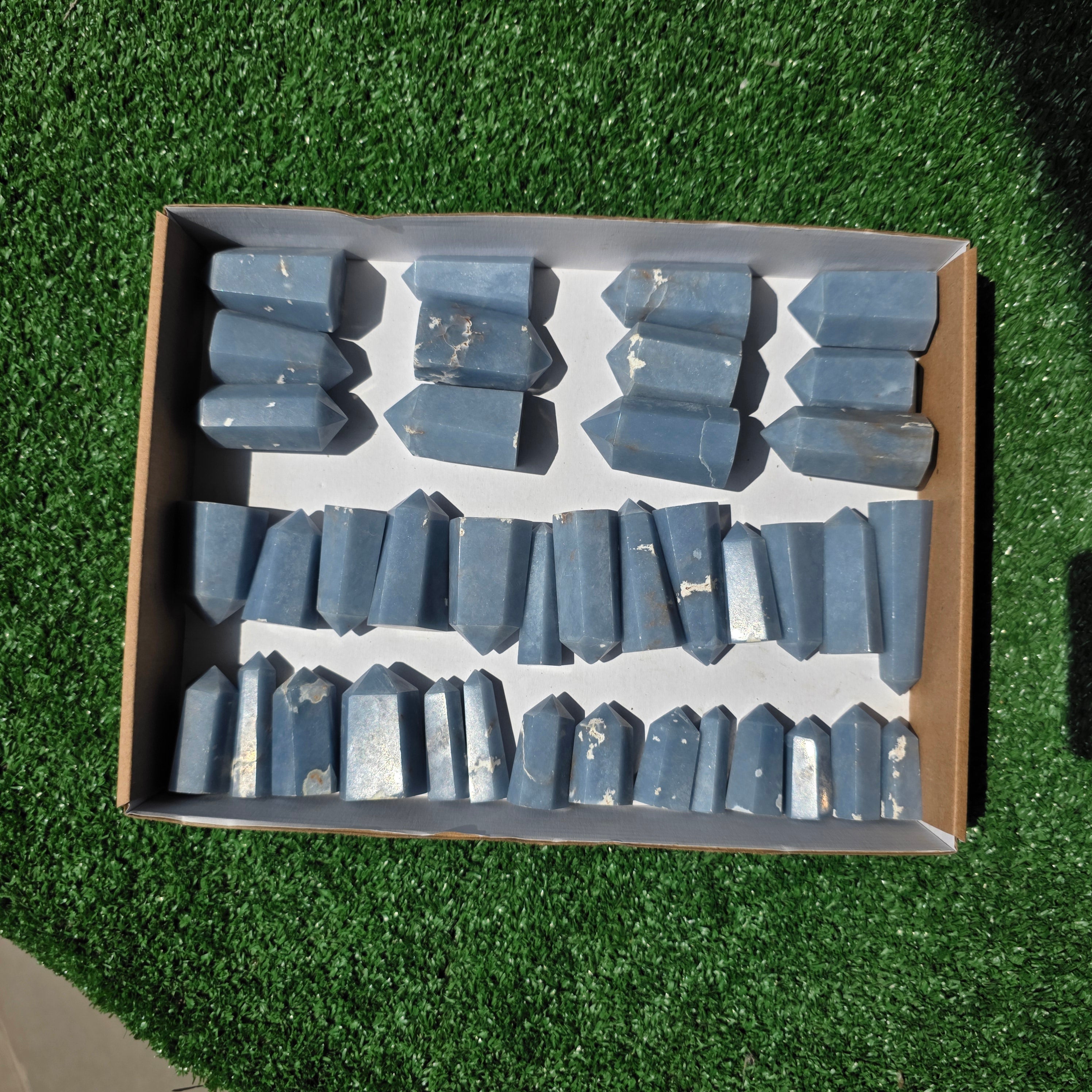 Lot 39 pcs Angelite Tower