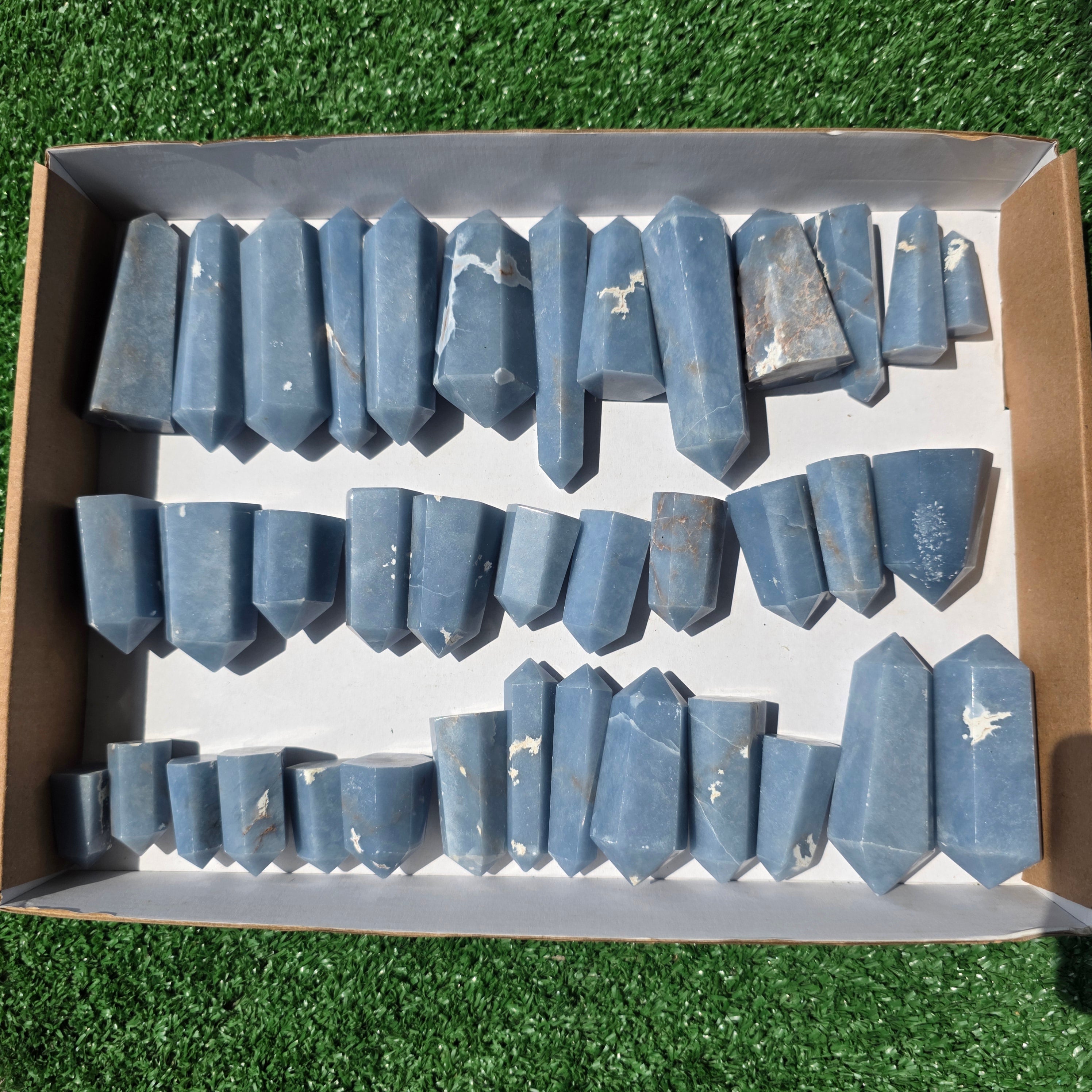 Lot 38 pcs Angelite Tower