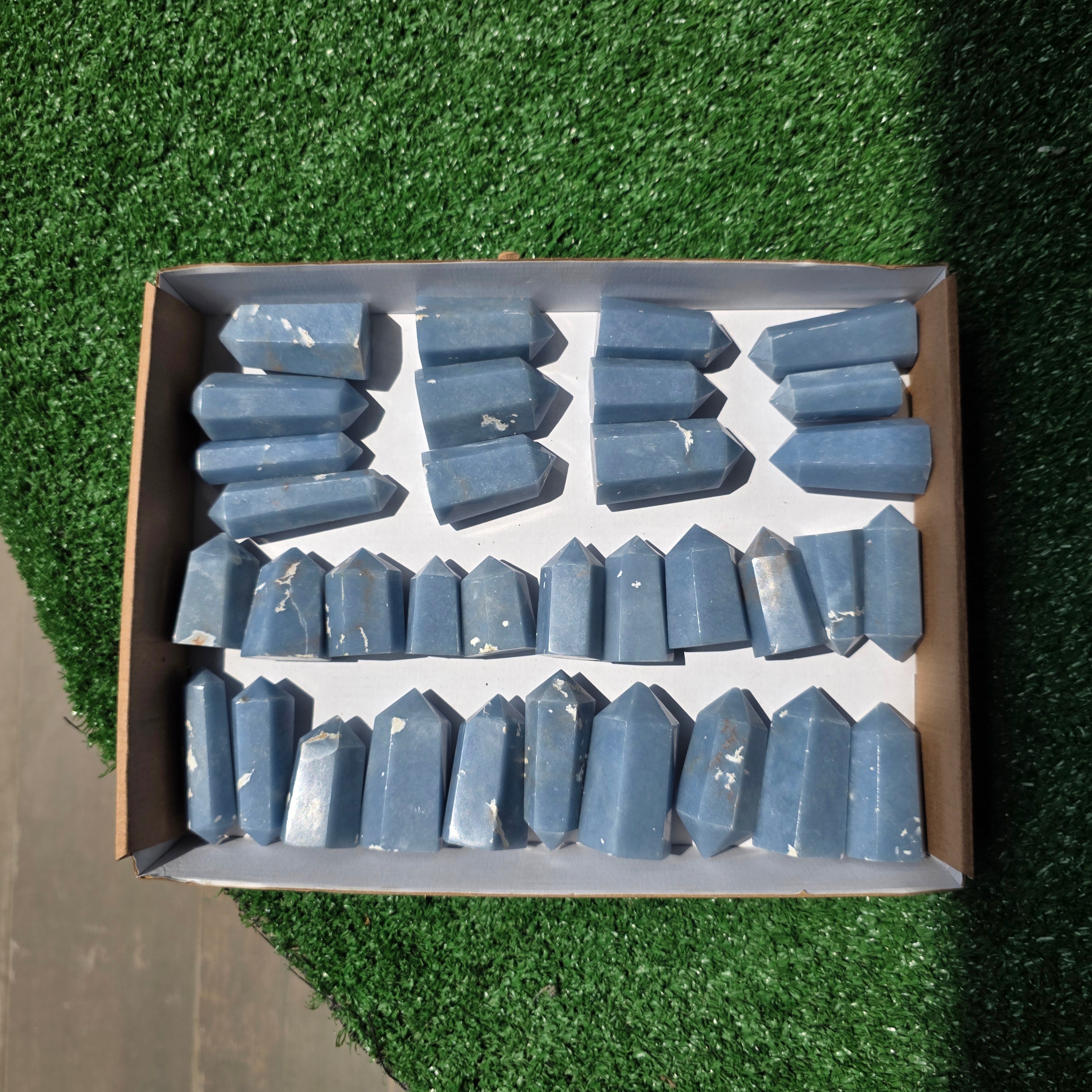 Lot 34 pcs Angelite Tower