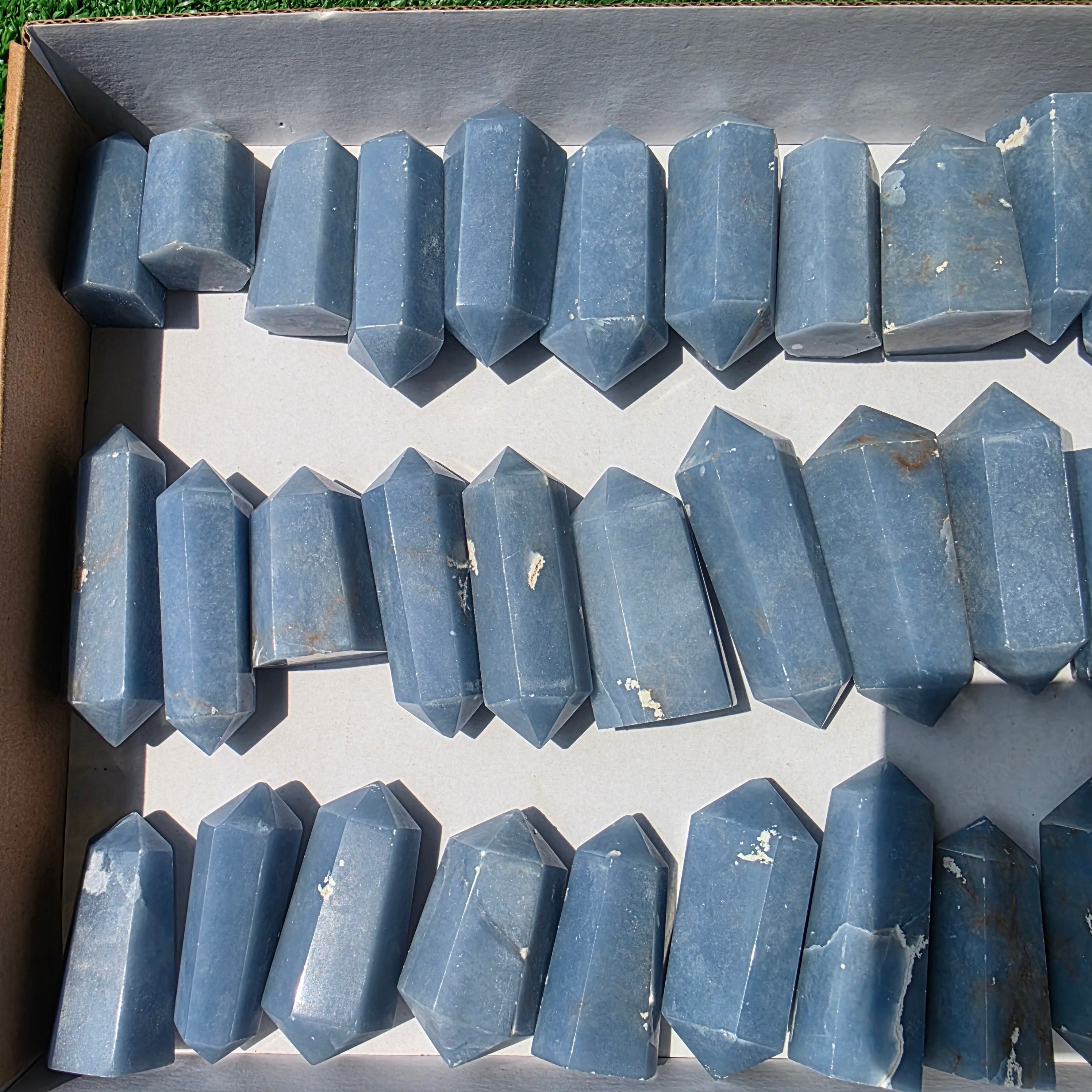 Lot 35 pcs Angelite Tower