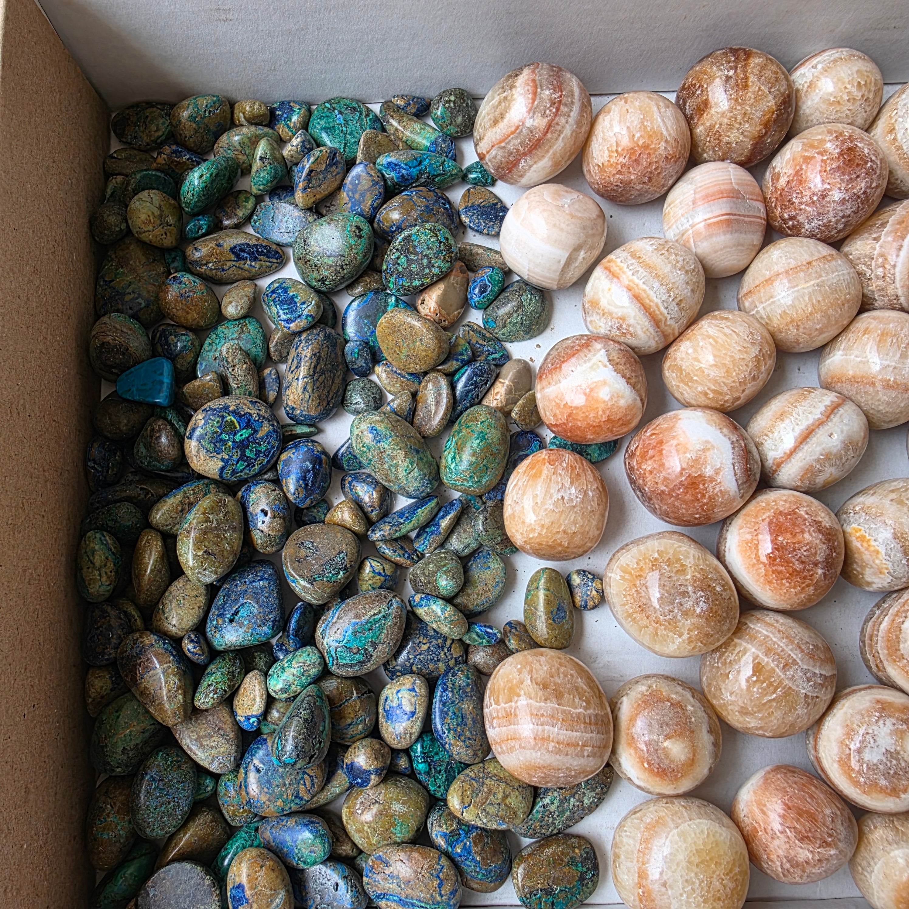 Lot 2.1 kg Azurite Malachite and caramel onix Tumbled