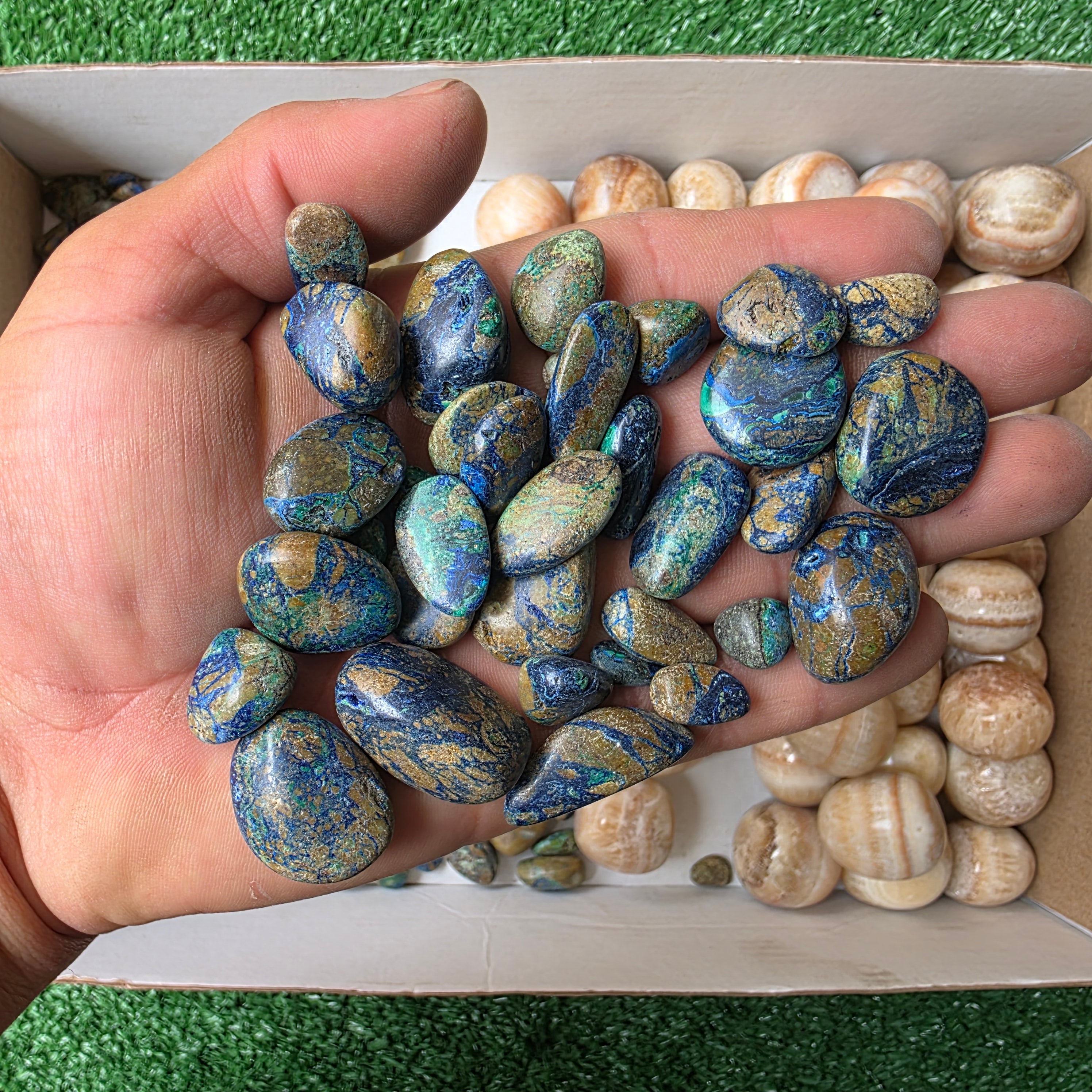 Lot 2.1 kg Azurite Malachite and caramel onix Tumbled