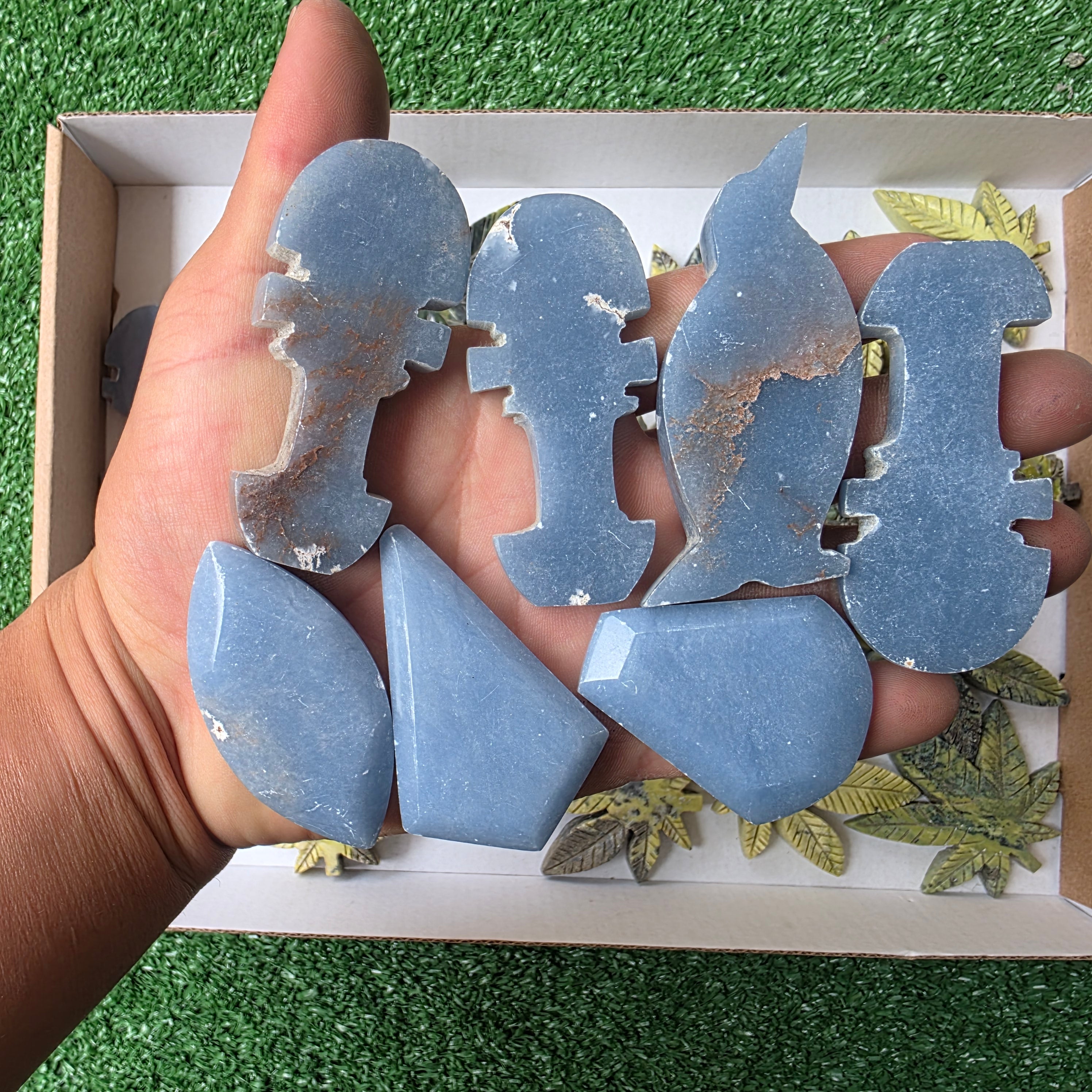 Lot 26 pcs Serpentine, Angelite cannabi and geometric shapes