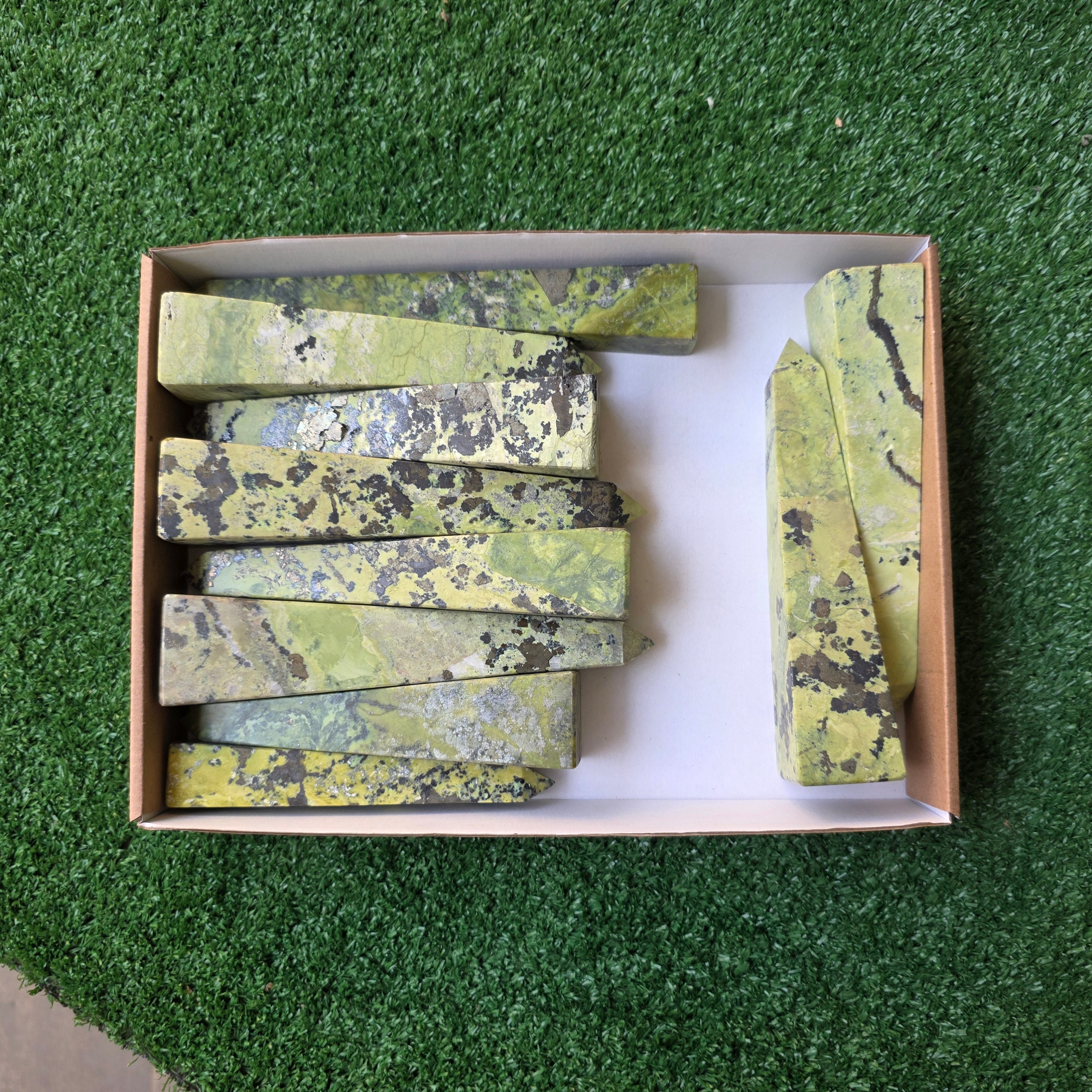 Lot 10 pcs Serpentine Tower