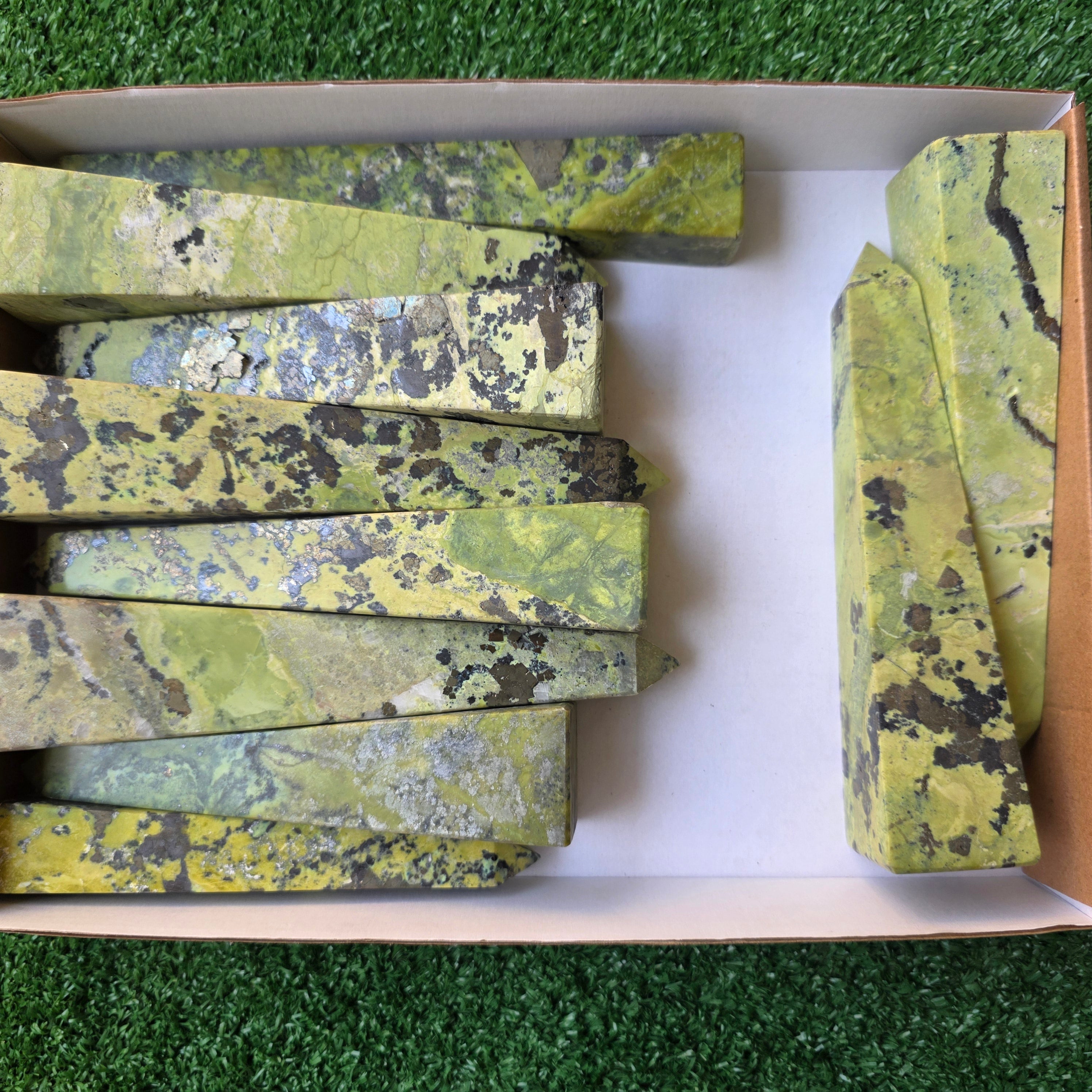Lot 10 pcs Serpentine Tower