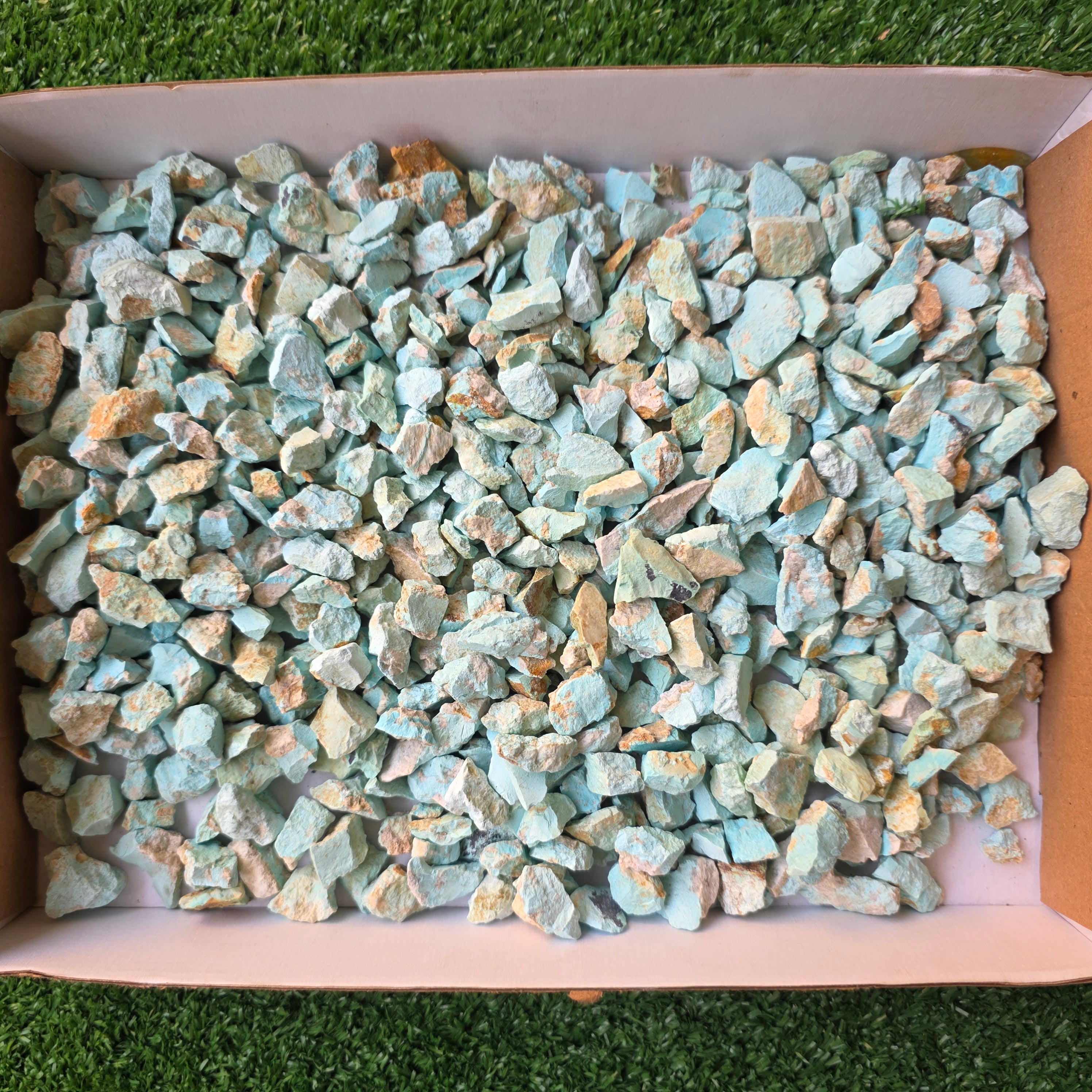 Lot 1.1 kg Peruvian turquoise remains