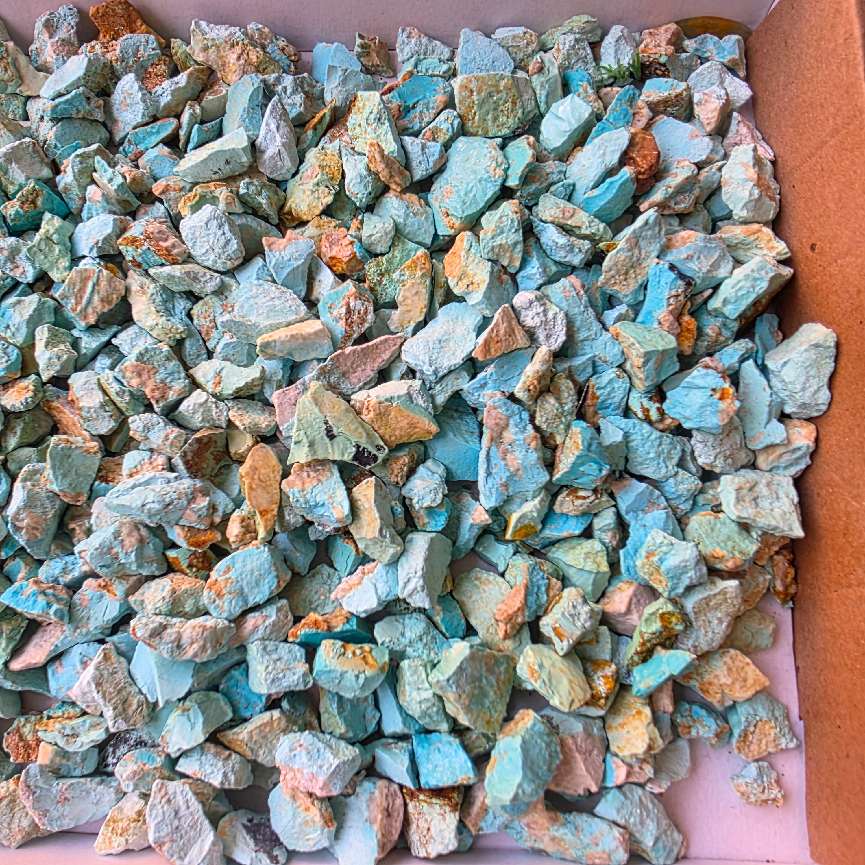 Lot 1.1 kg Peruvian turquoise remains