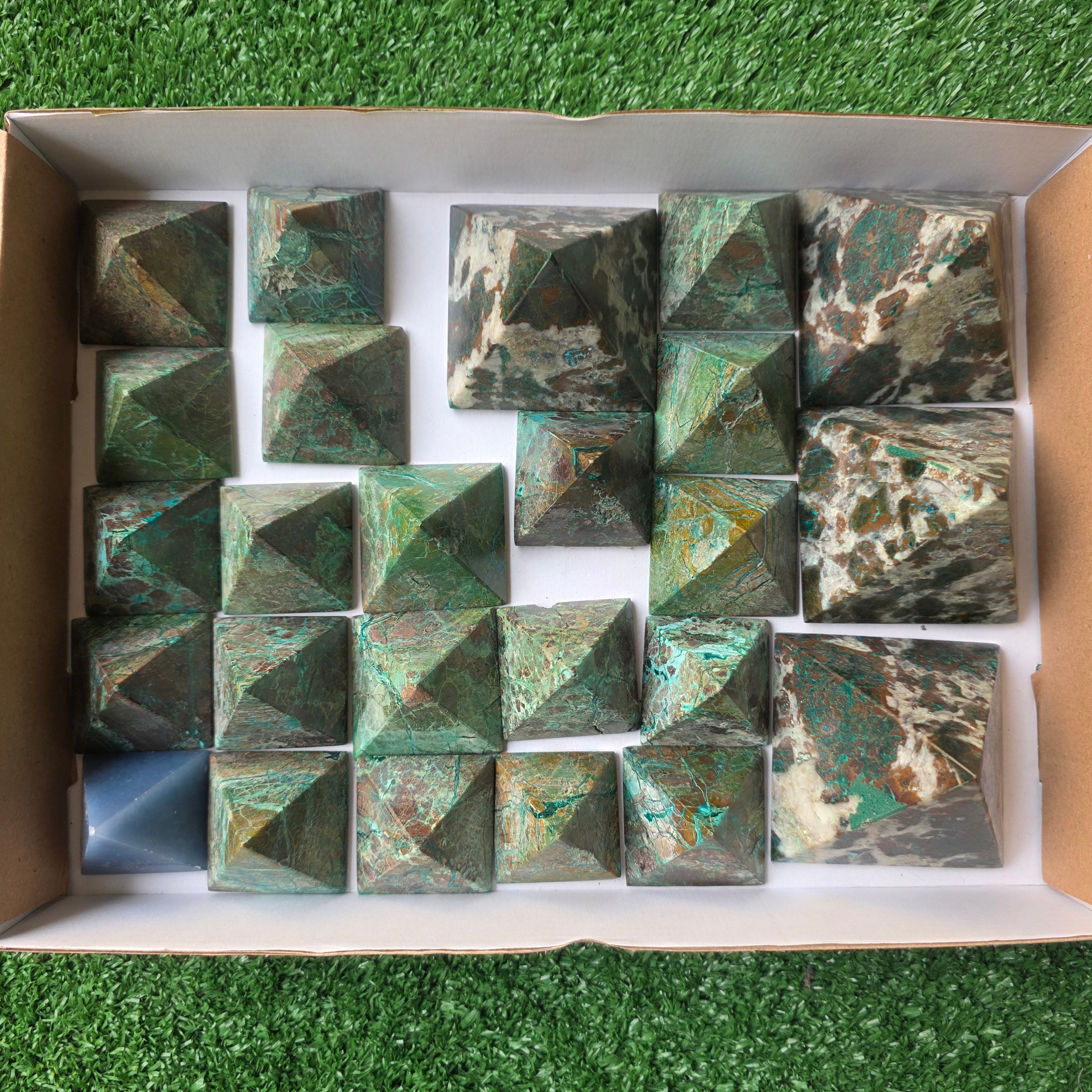 Lot 25 pcs Chrysocolla and Angelite Pyramid