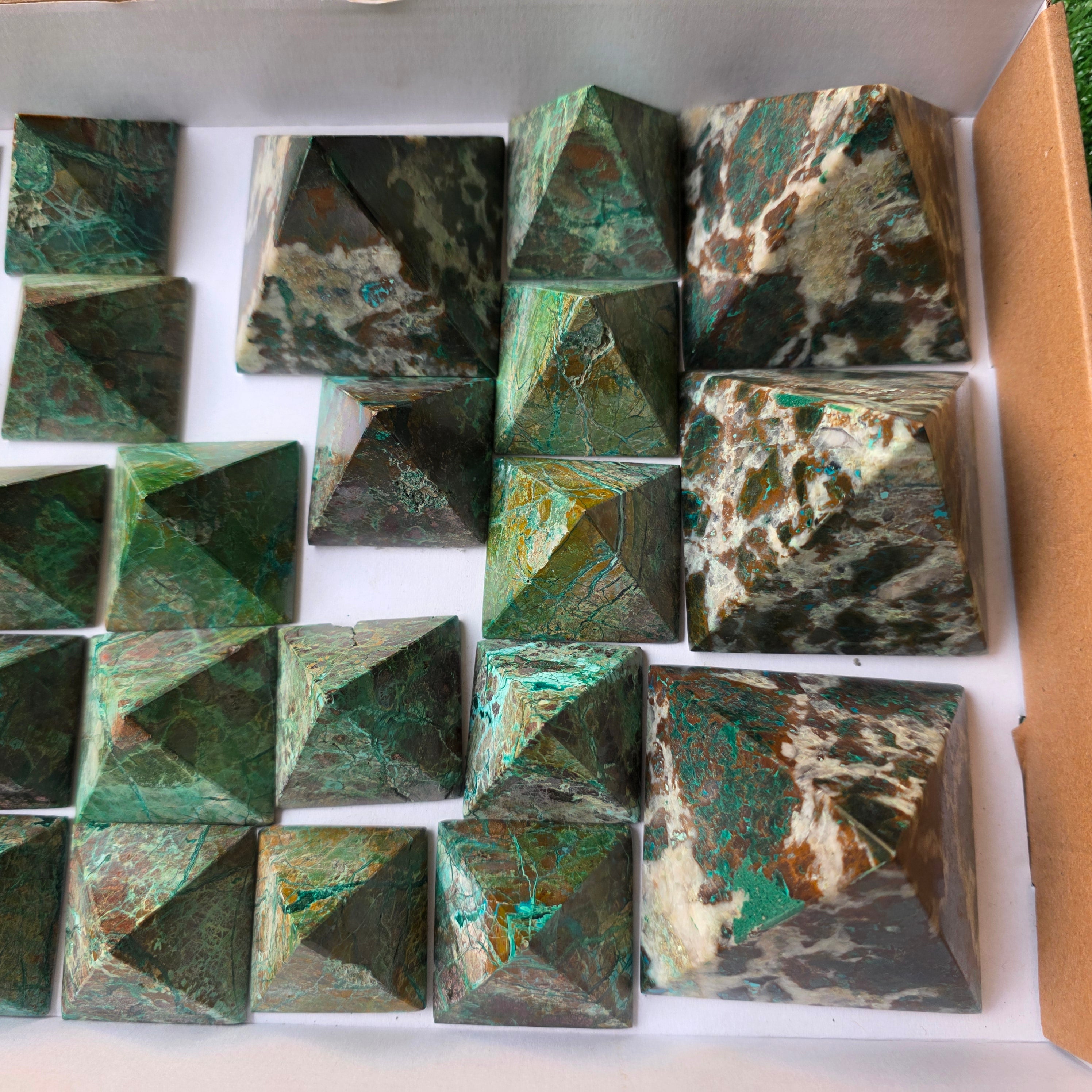 Lot 25 pcs Chrysocolla and Angelite Pyramid
