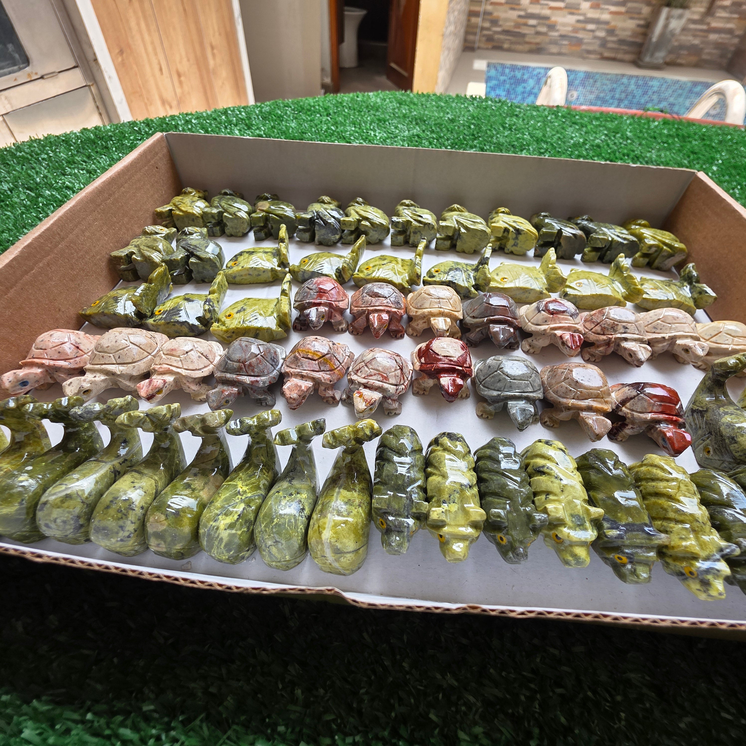 Lot 62 pcs Soapstone and Serpentine Animals