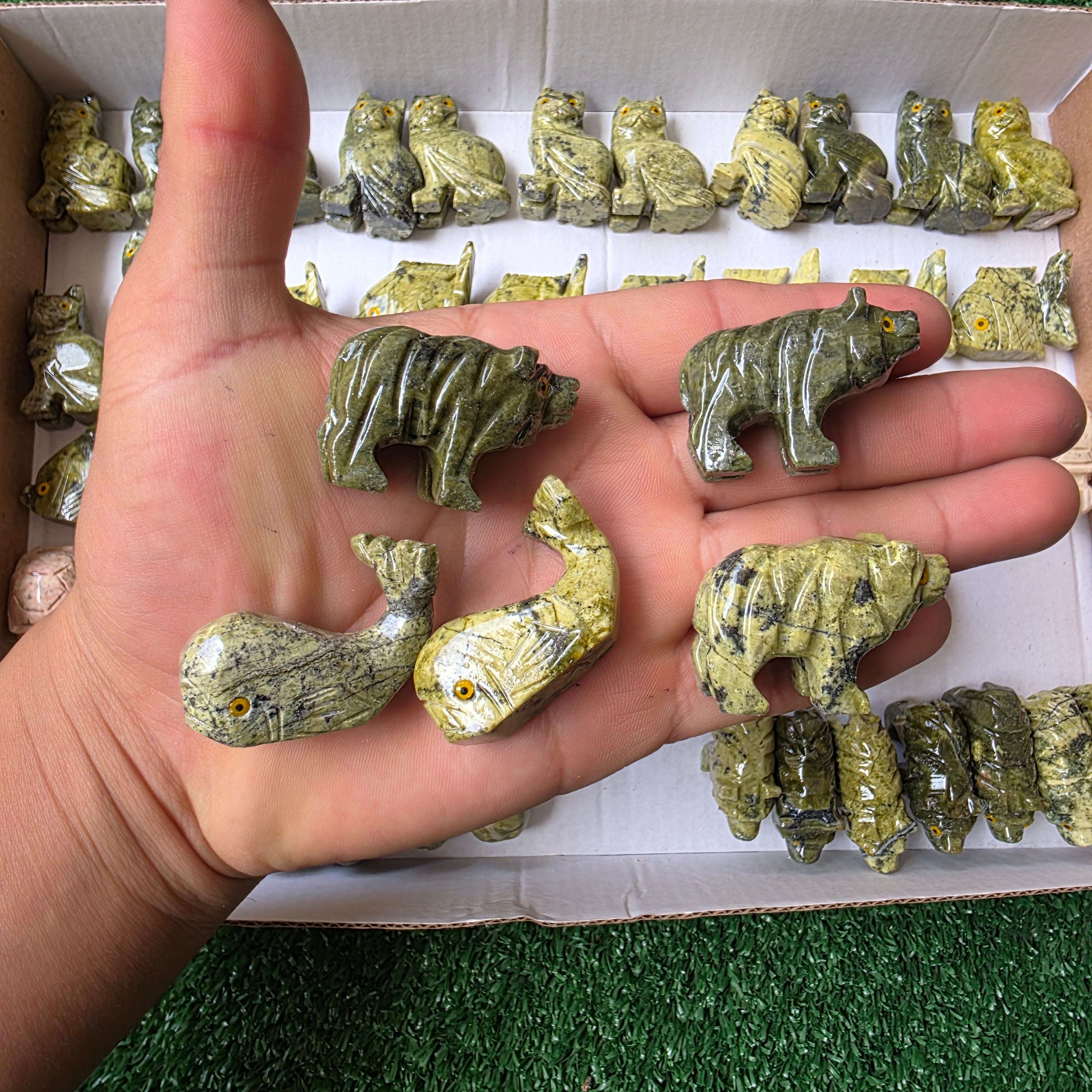 Lot 62 pcs Soapstone and Serpentine Animals