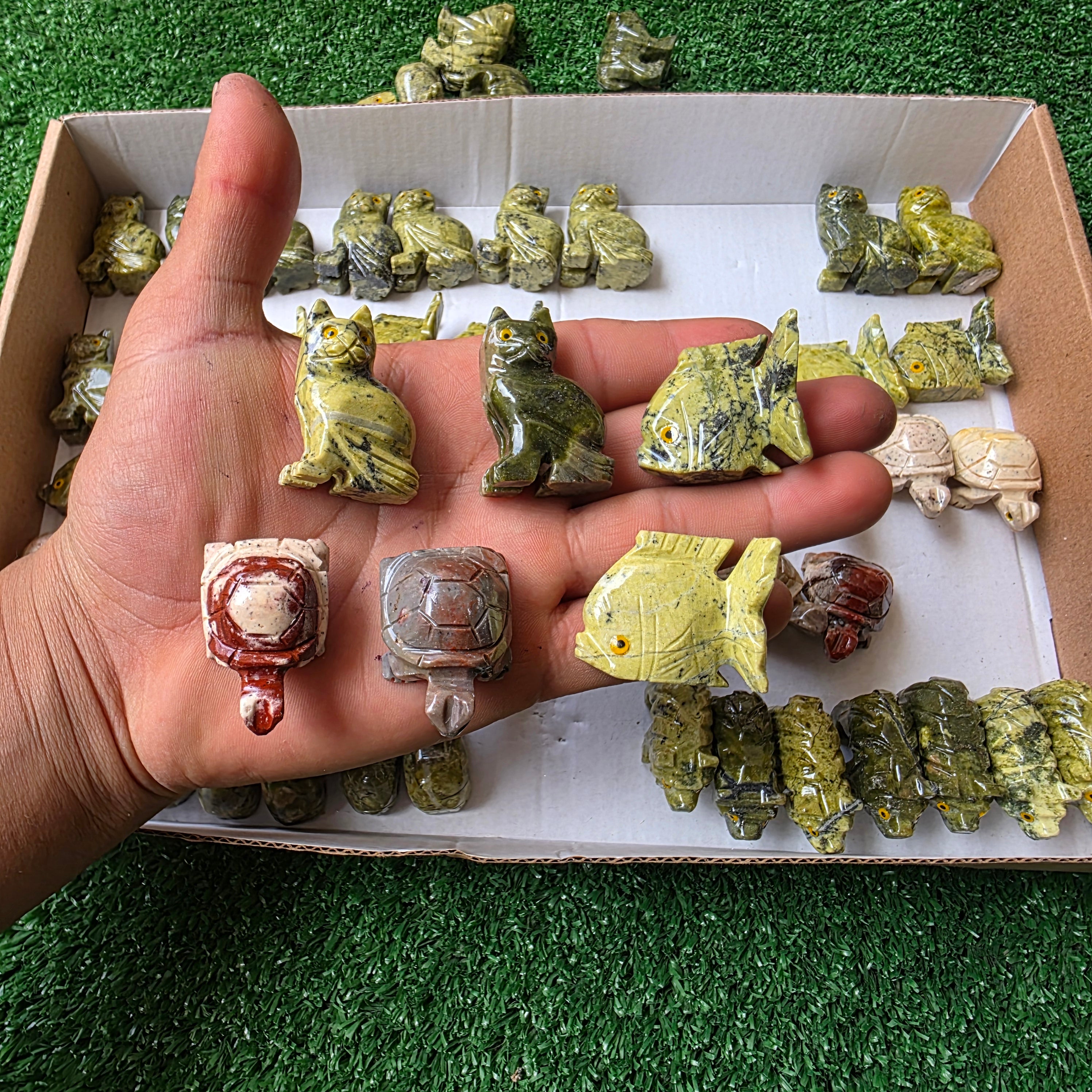 Lot 62 pcs Soapstone and Serpentine Animals