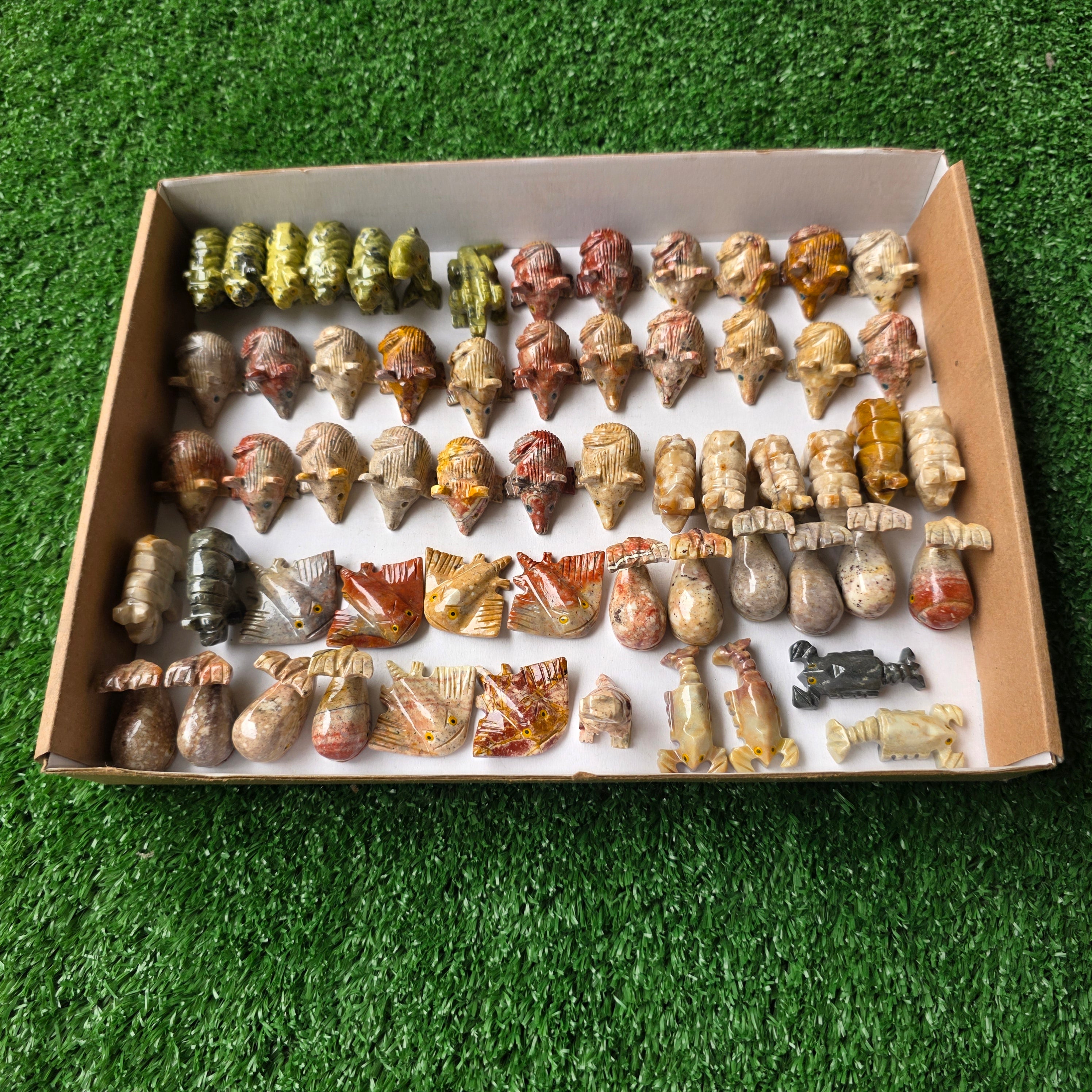 Lot 60 pcs Soapstone and Serpentine Animals