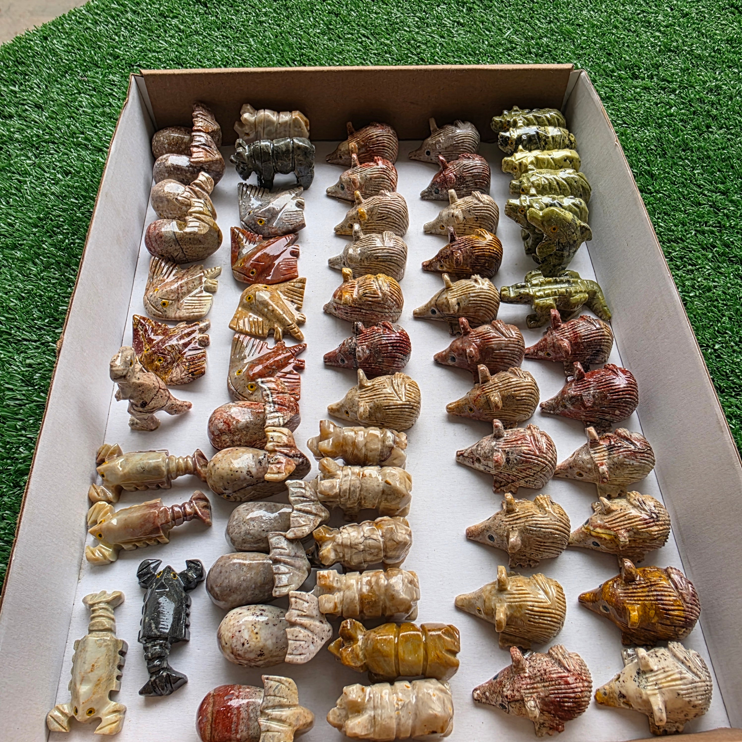 Lot 60 pcs Soapstone and Serpentine Animals