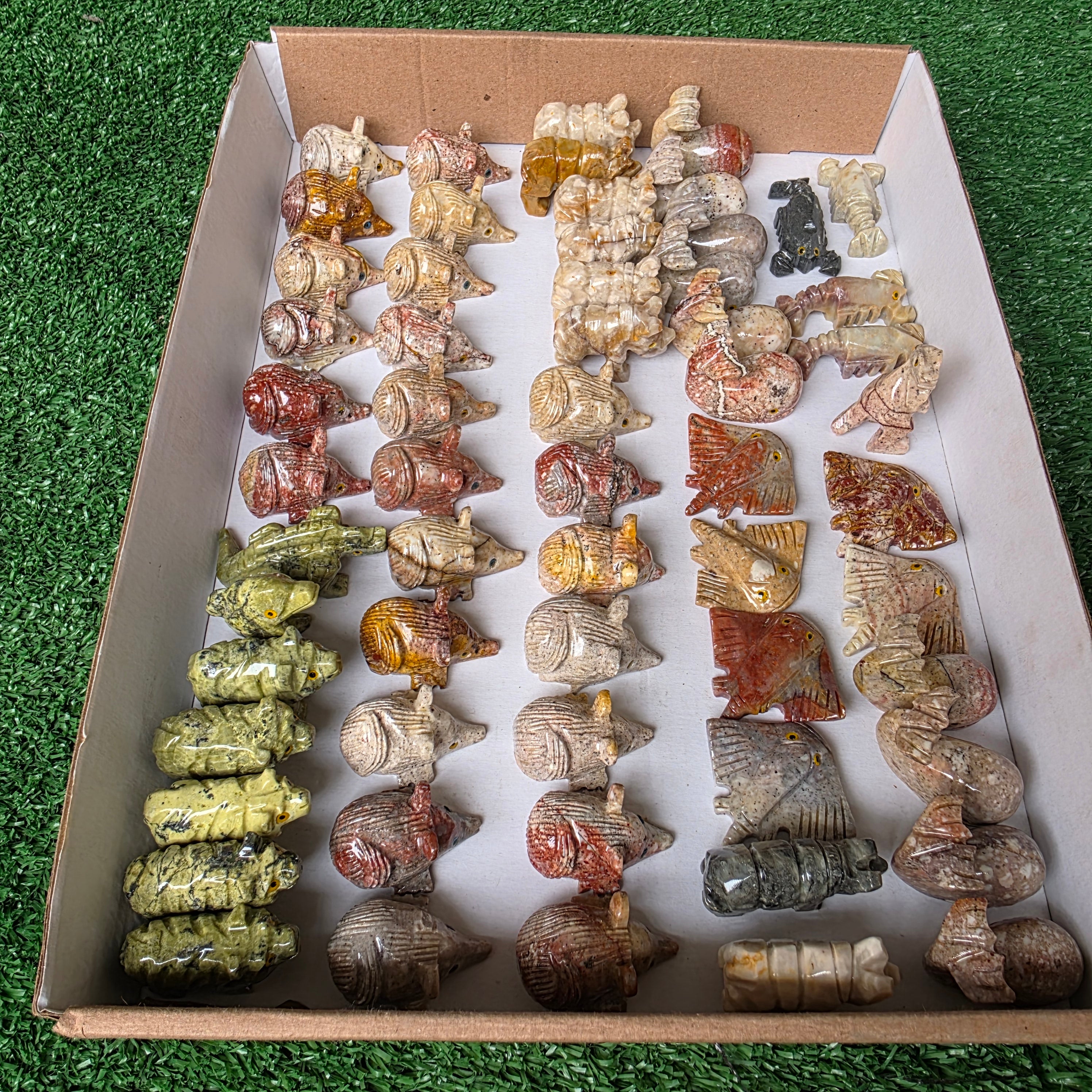 Lot 60 pcs Soapstone and Serpentine Animals