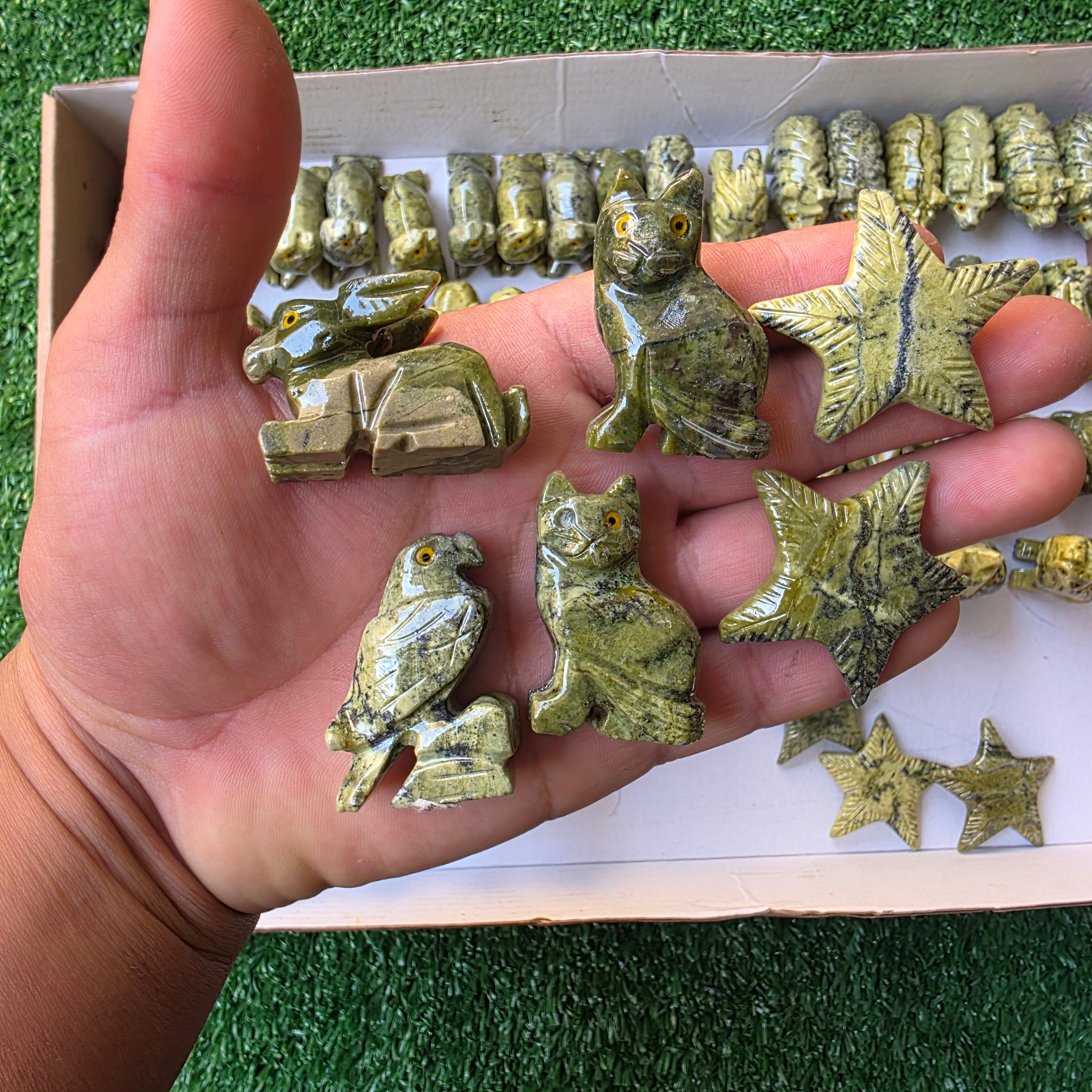 Lot 77 pcs Serpentine Animals