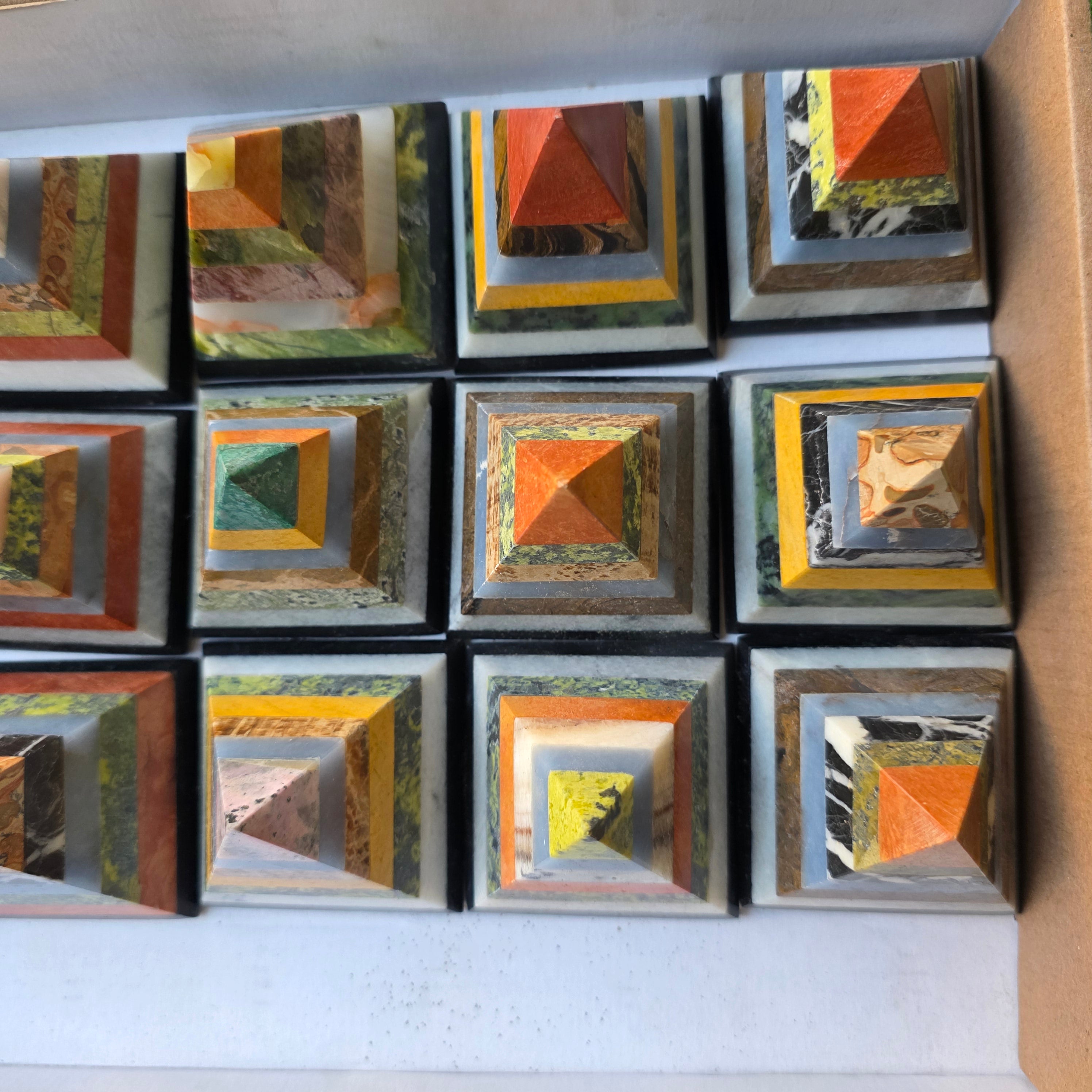 Lot 15 pcs multicolored pyramids
