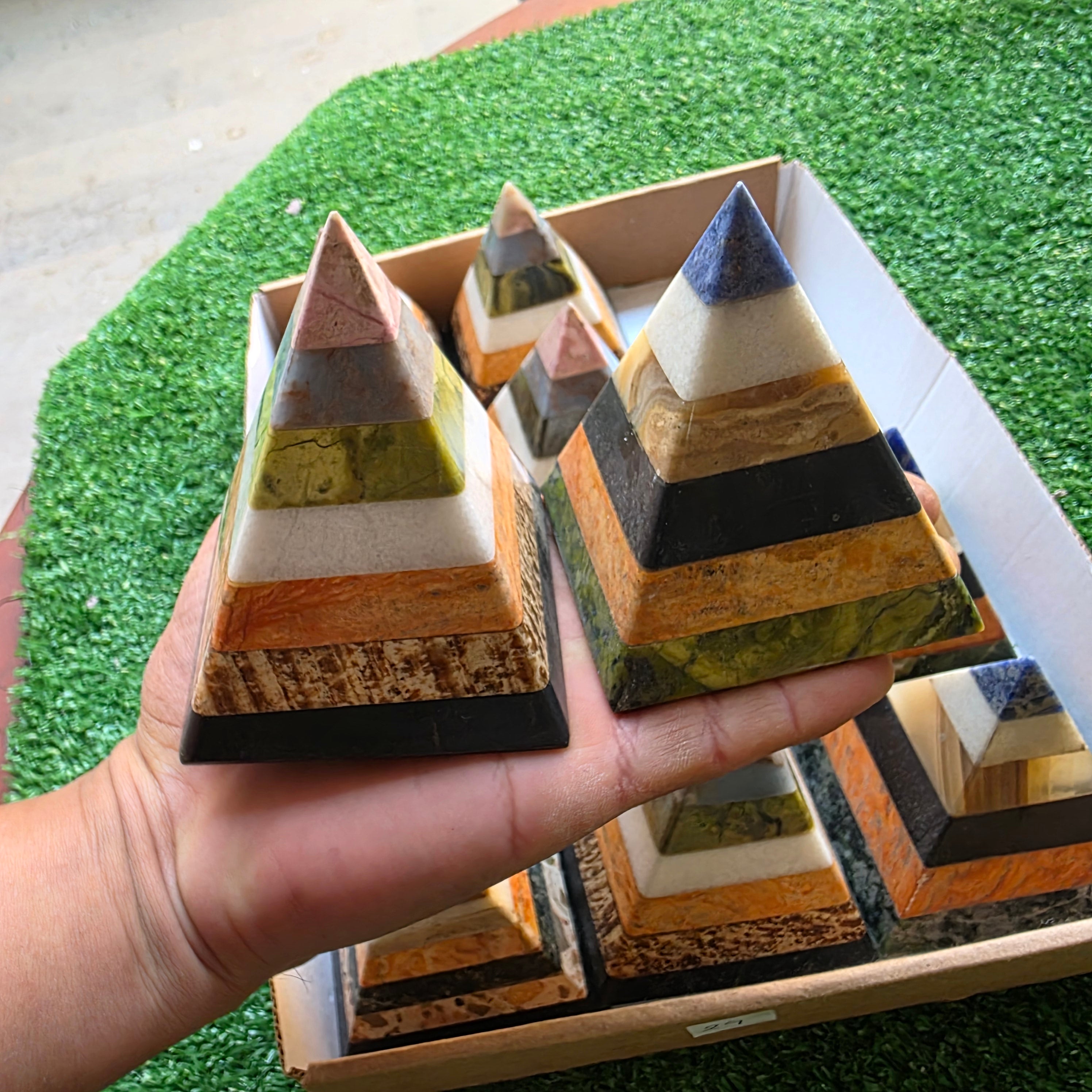 Lot 12 pcs multicolored pyramids