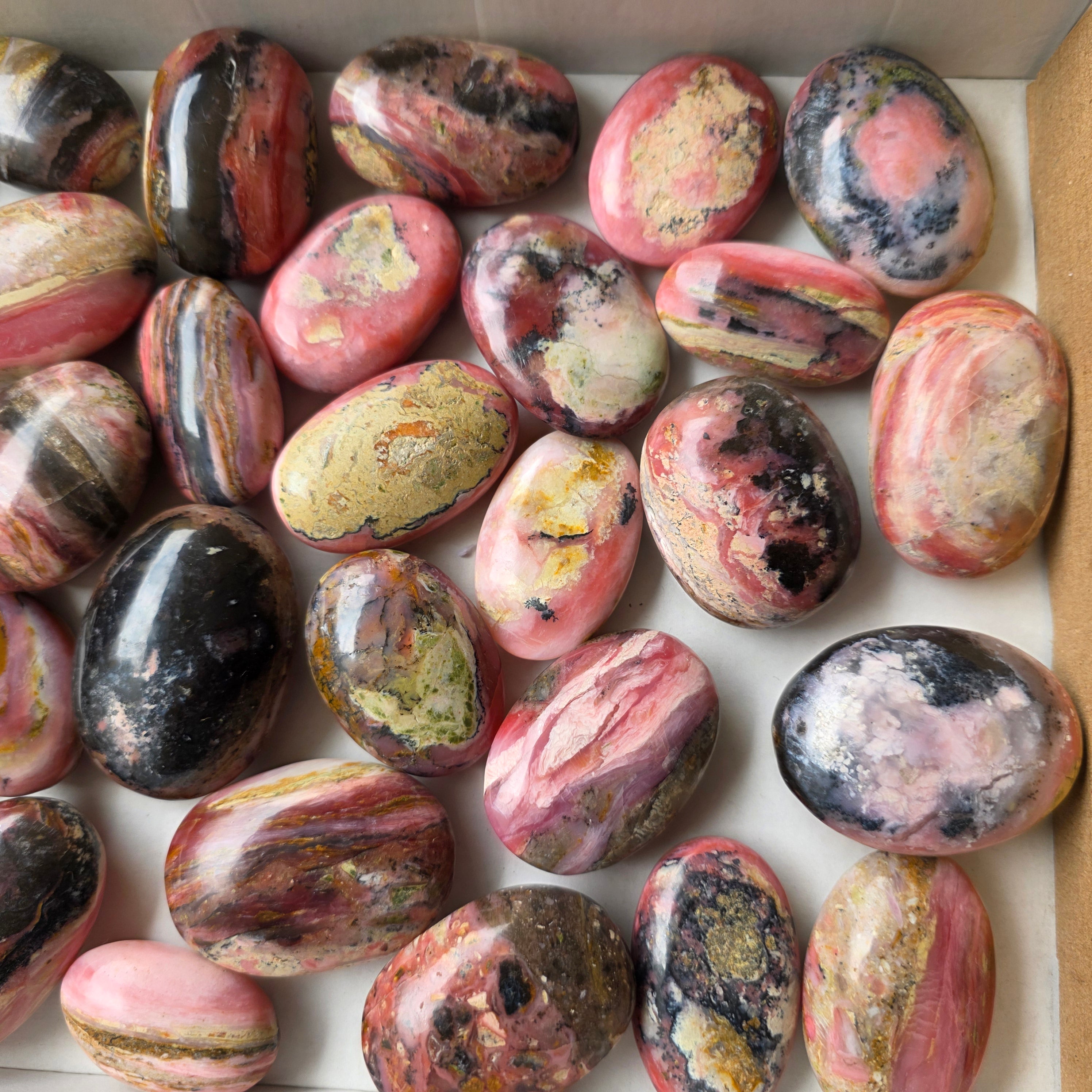 lot 33 pcs strawberry pink opal heart