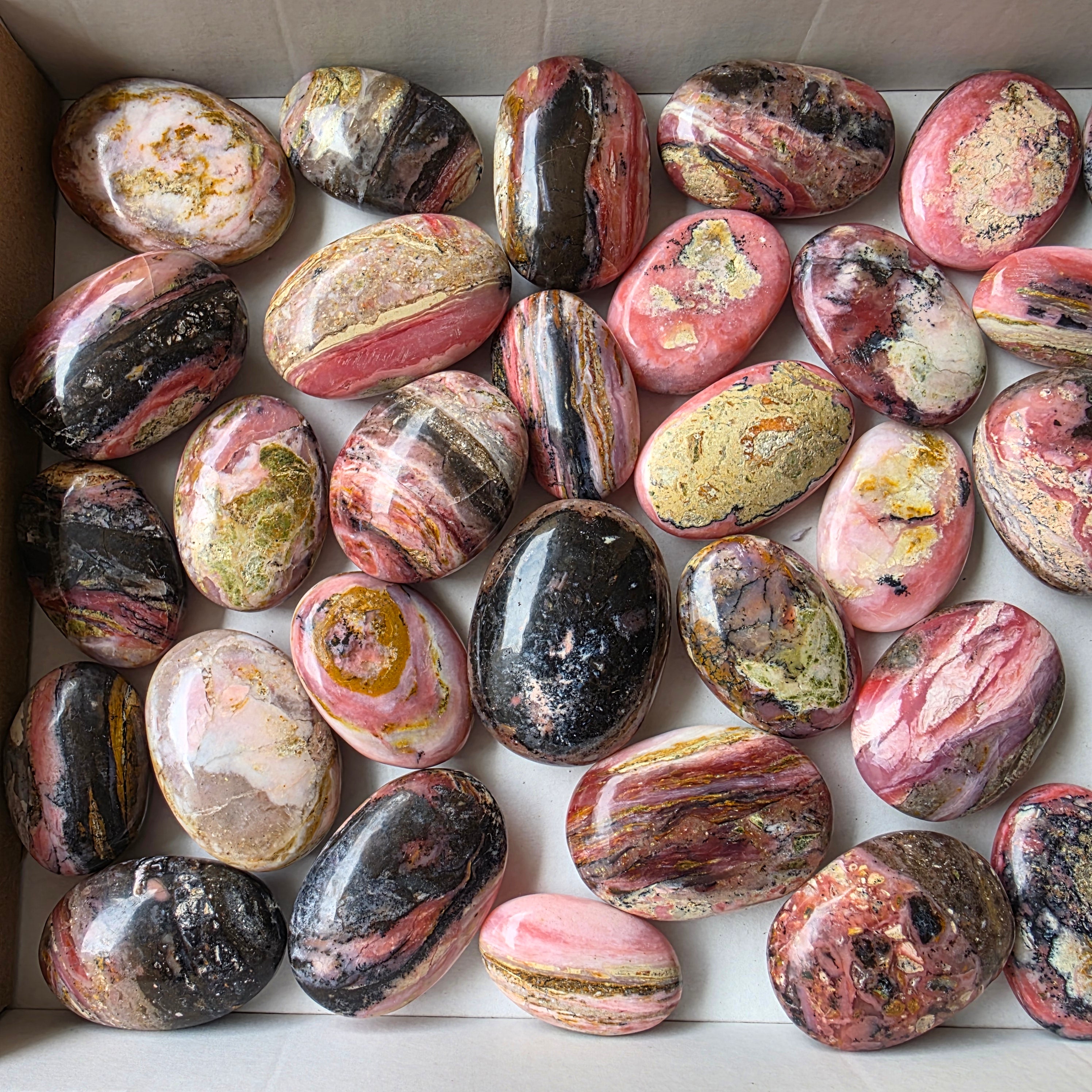 lot 33 pcs strawberry pink opal heart