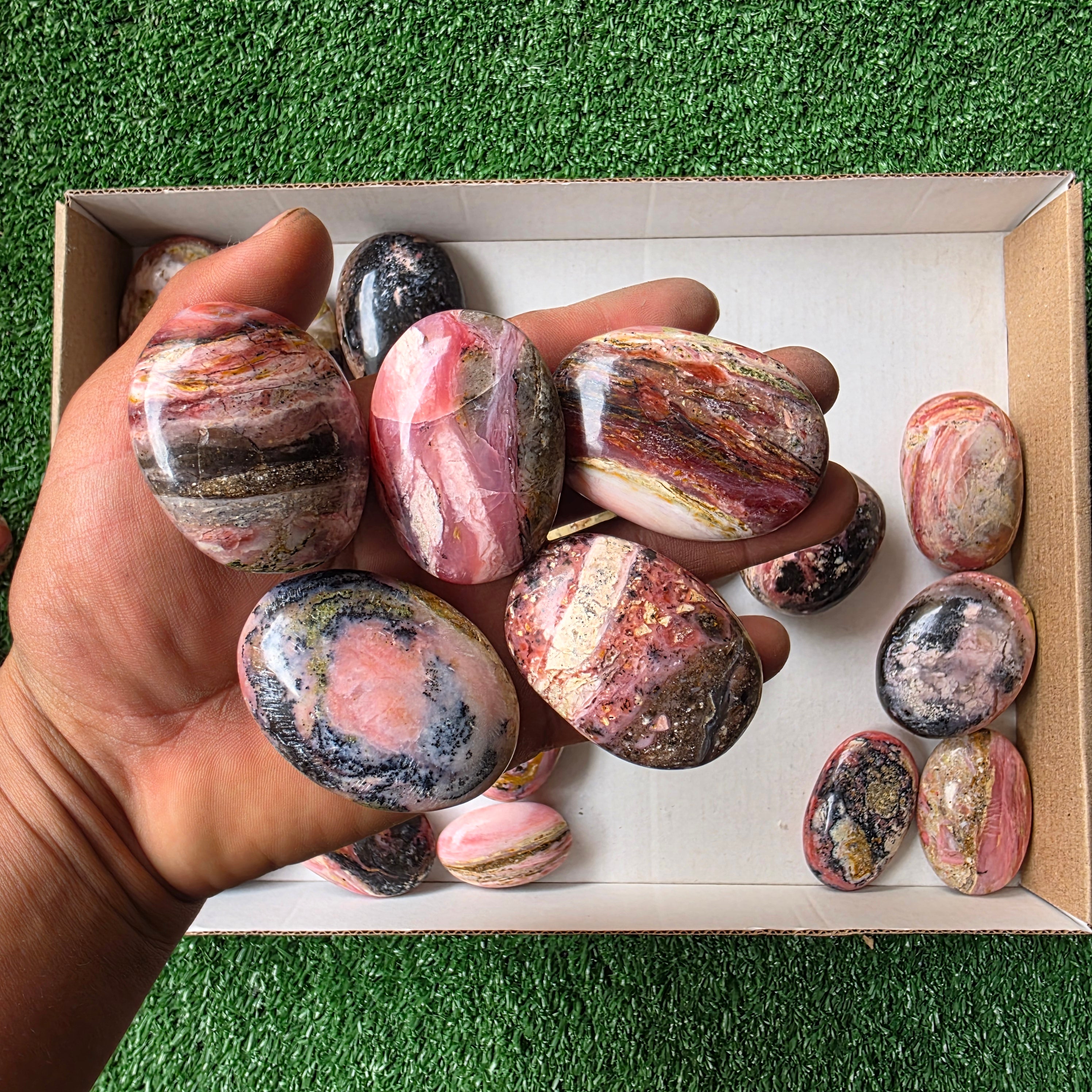 lot 33 pcs strawberry pink opal heart