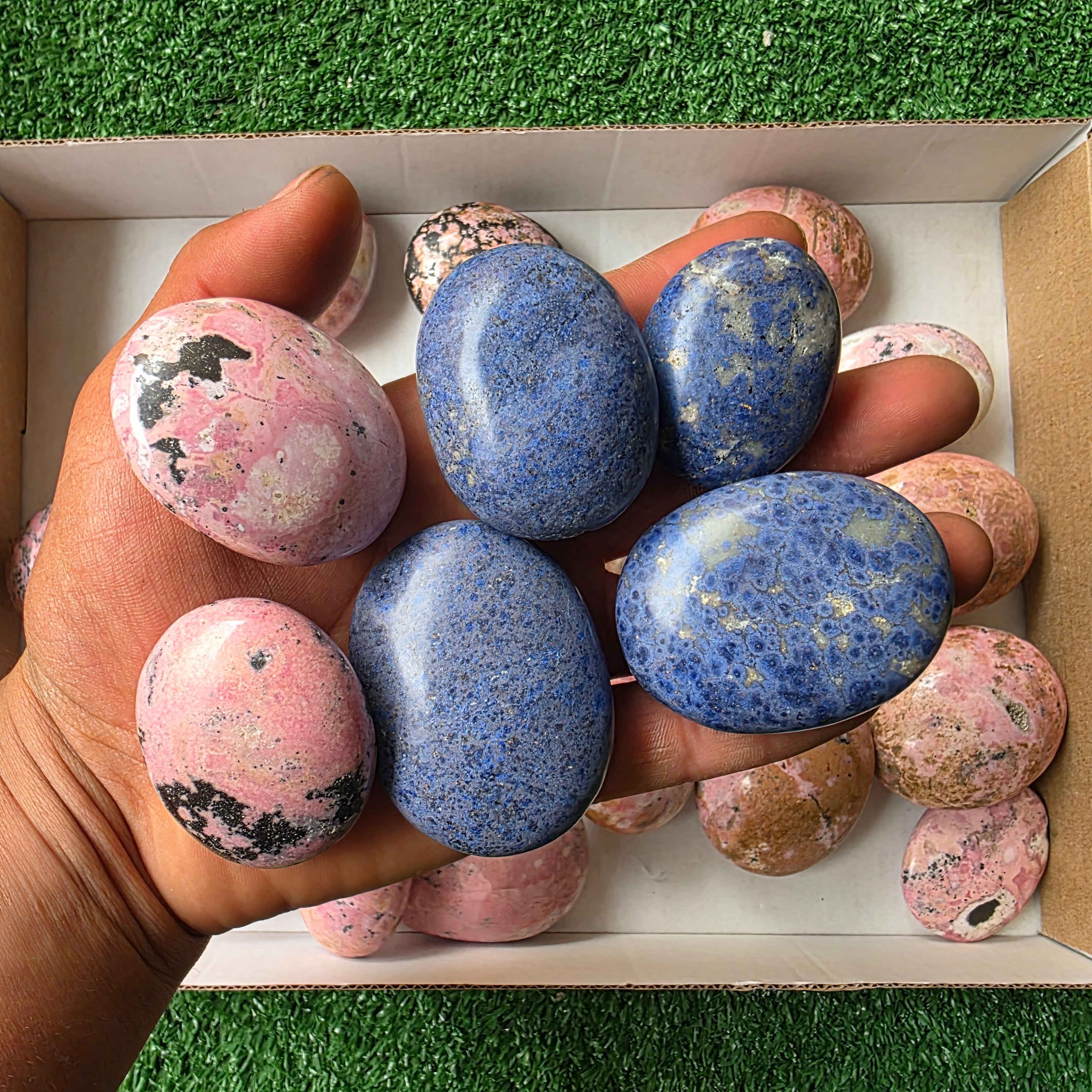 lot 29 pcs Rhodonite and Dumortierite Palm