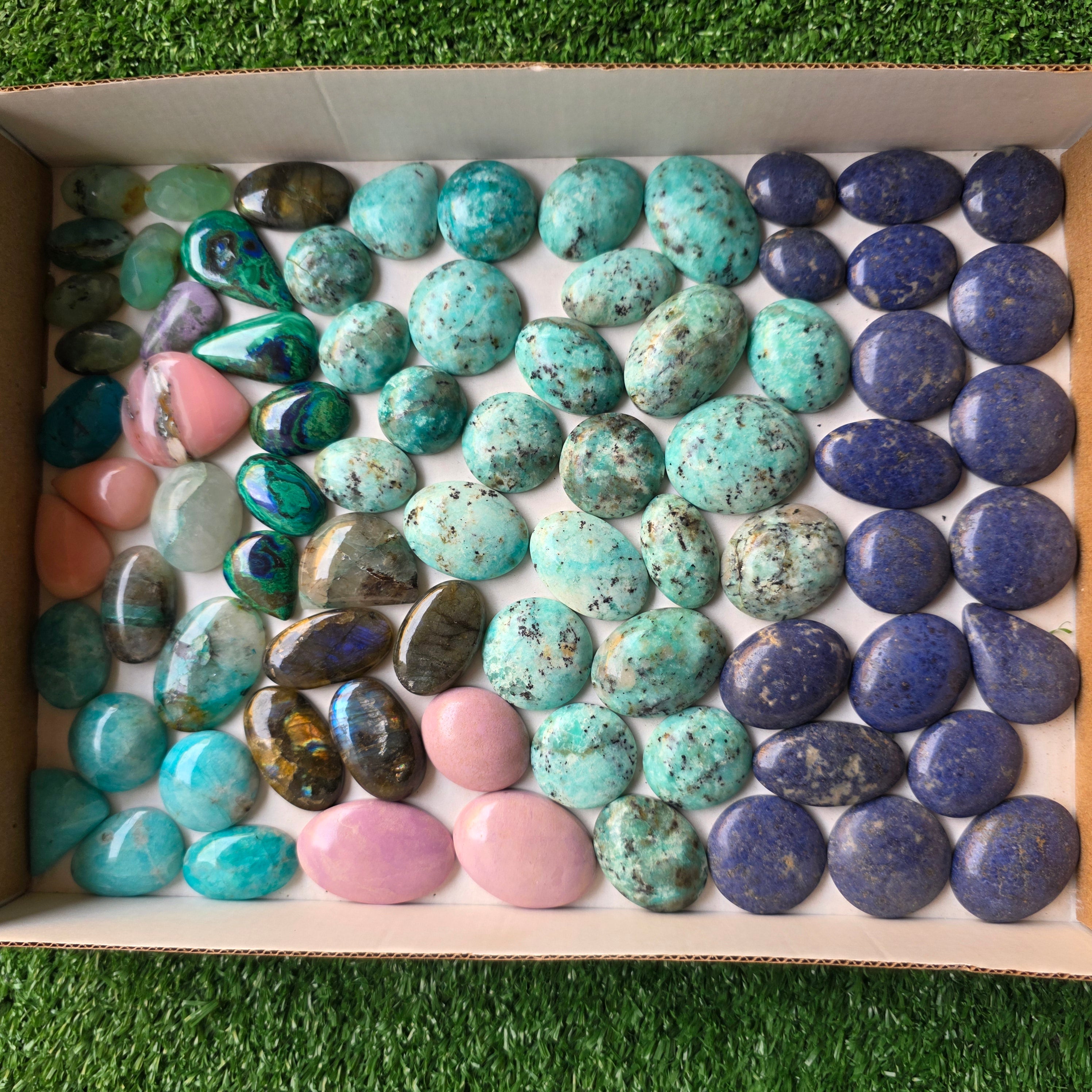 Lot 78 pcs Cabochons of mixed Stones
