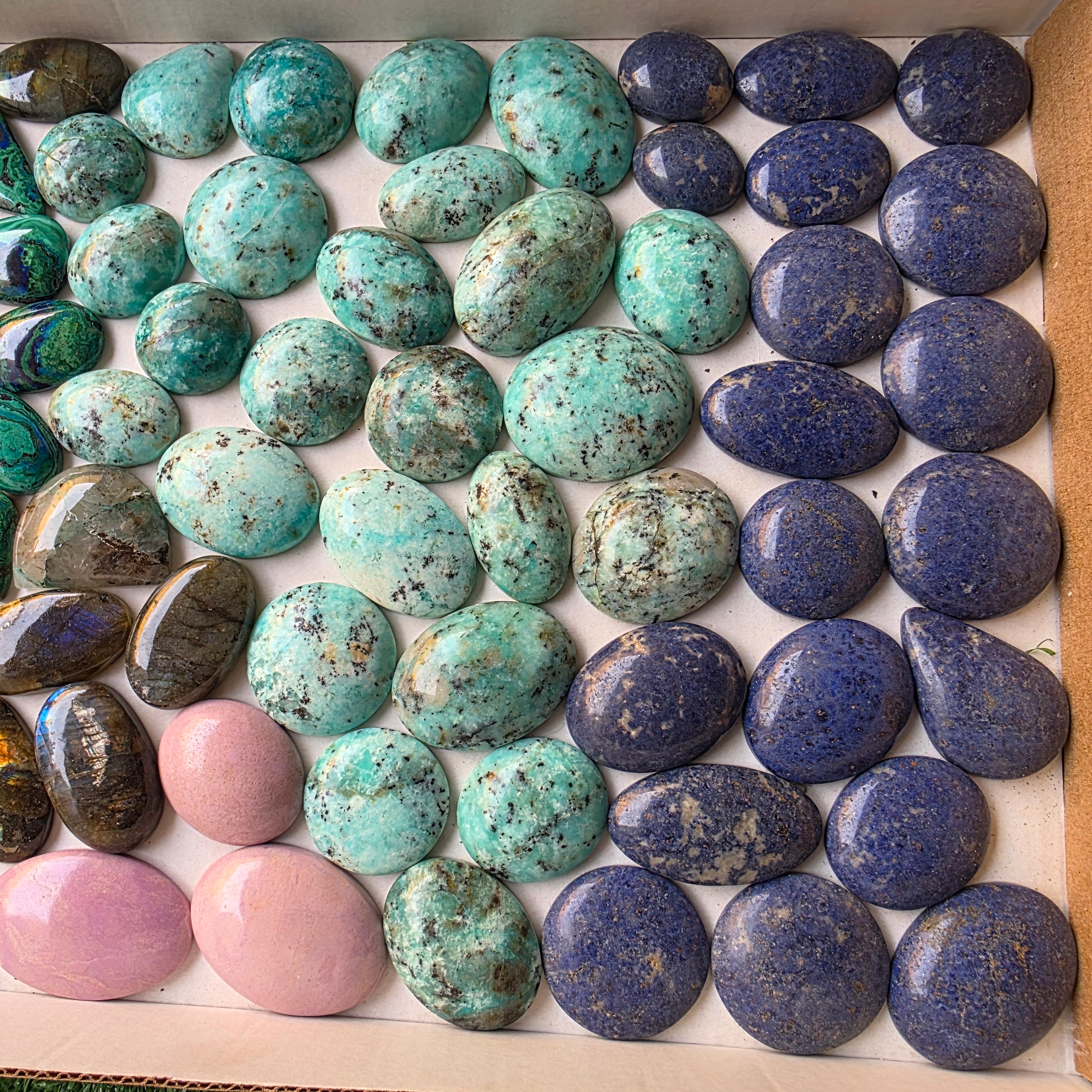 Lot 78 pcs Cabochons of mixed Stones