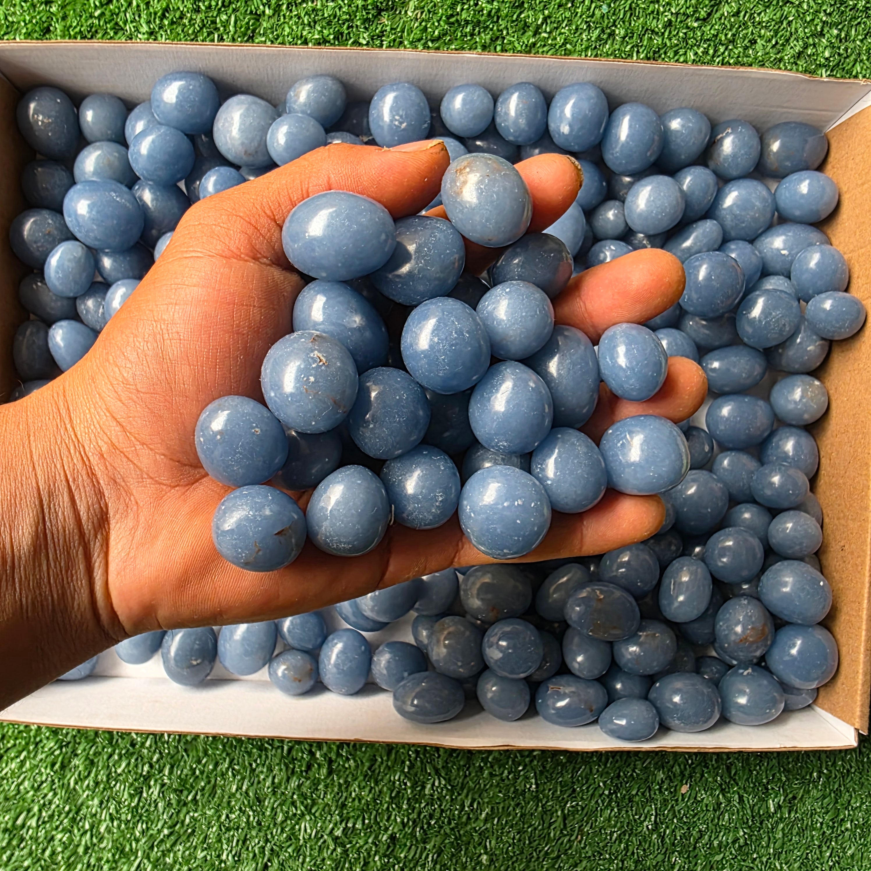 Lot 3 kg Angelite tumbled