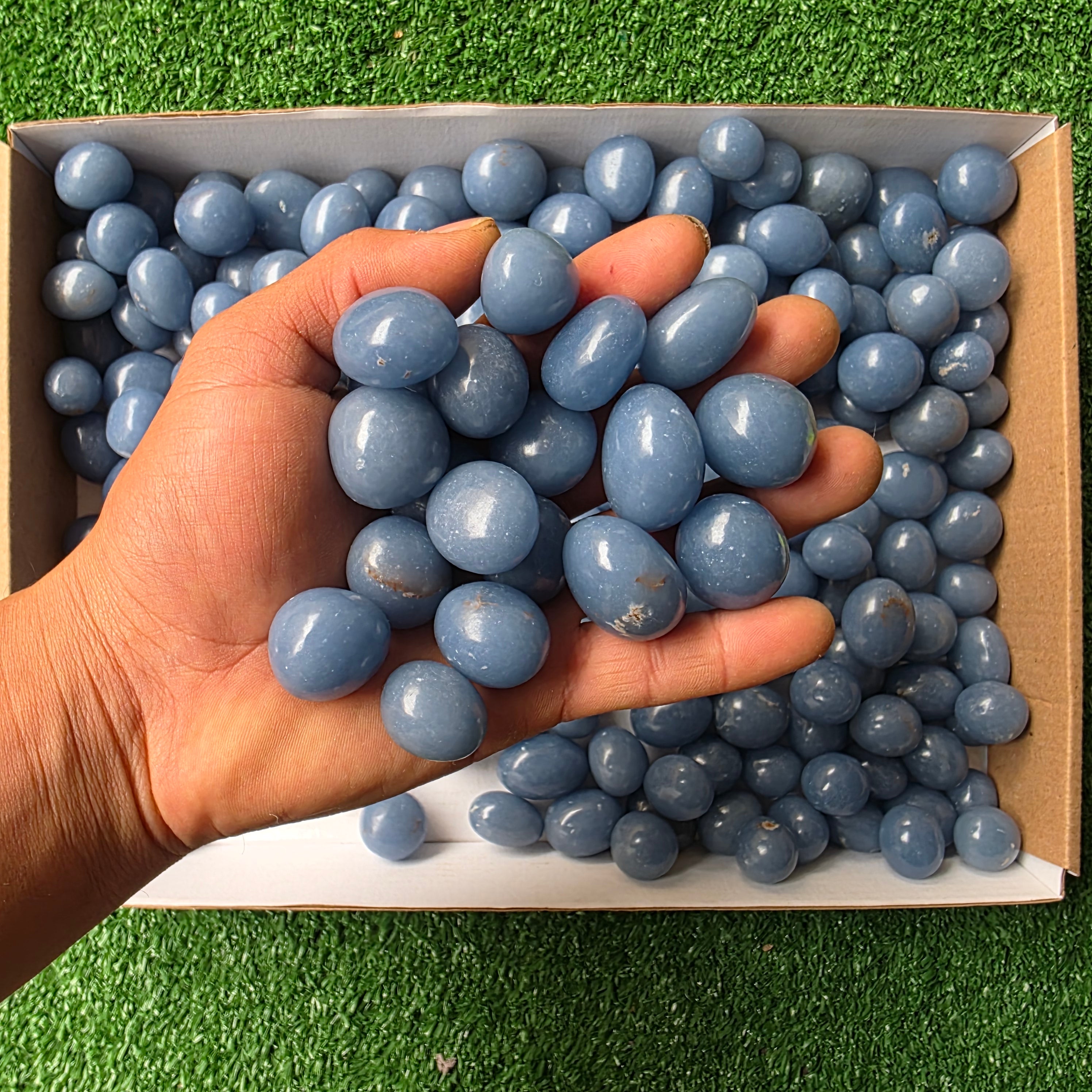 Lot 3 kg Angelite tumbled