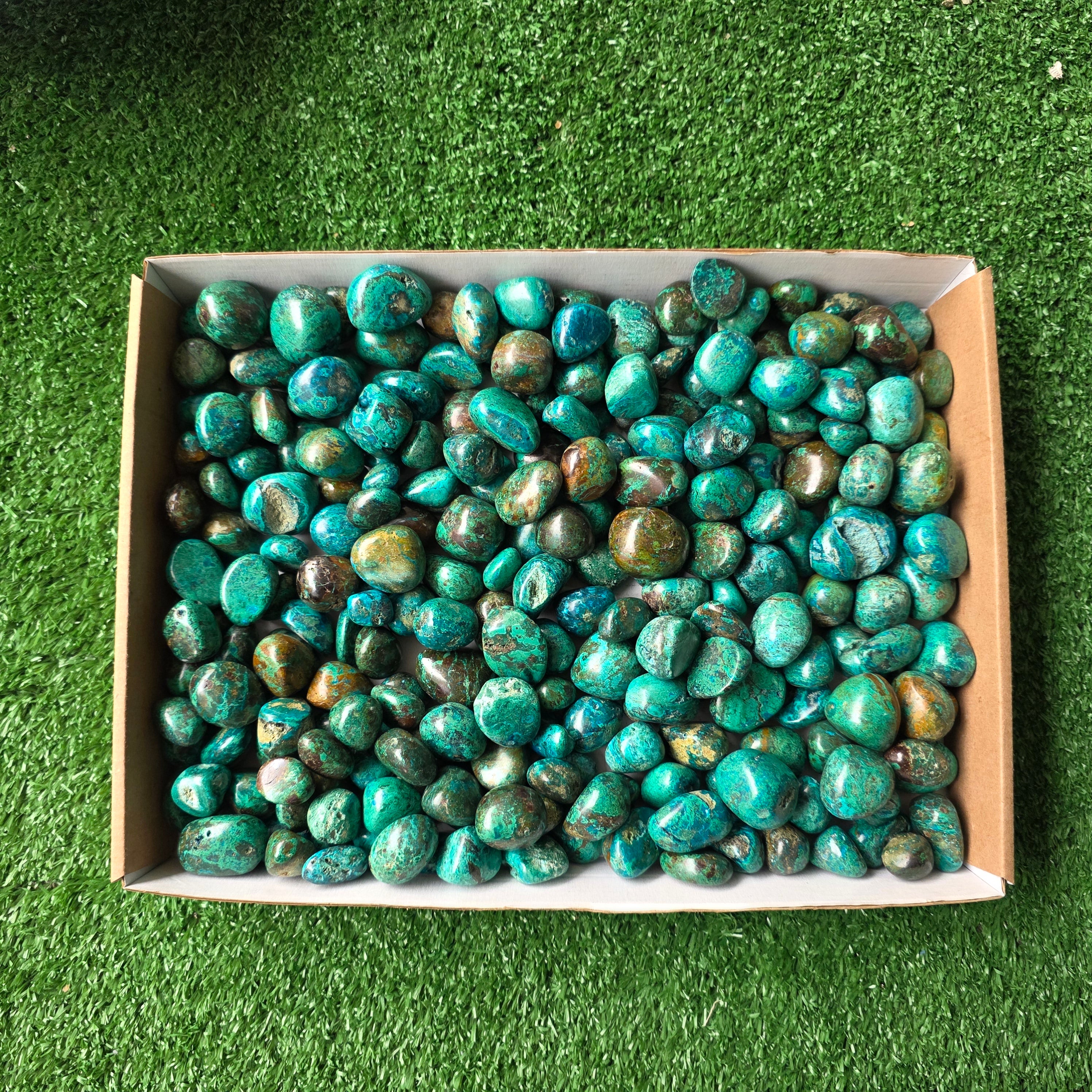 Lot 3 kg Chrysocolla tumbled