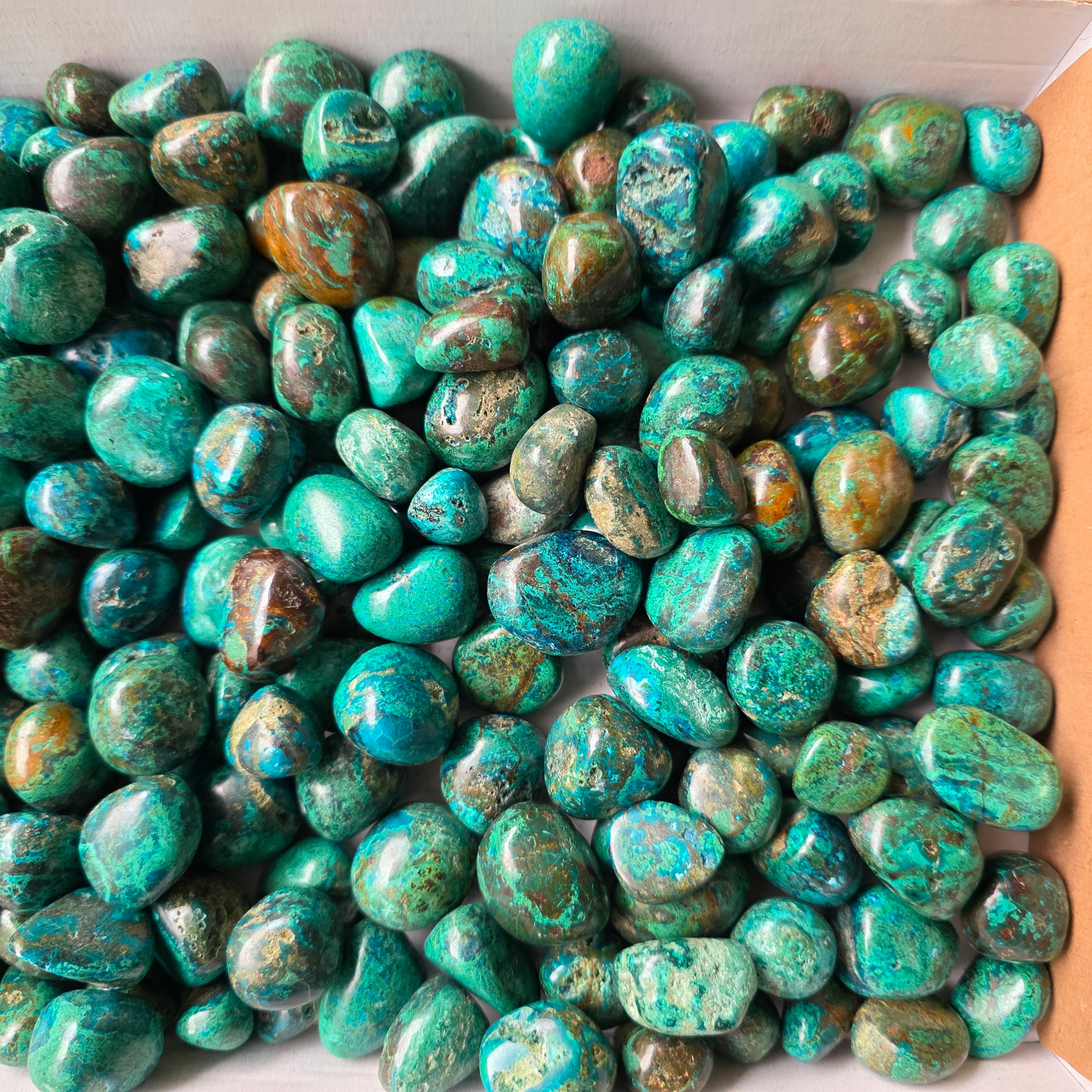 Lot 3 kg Chrysocolla tumbled