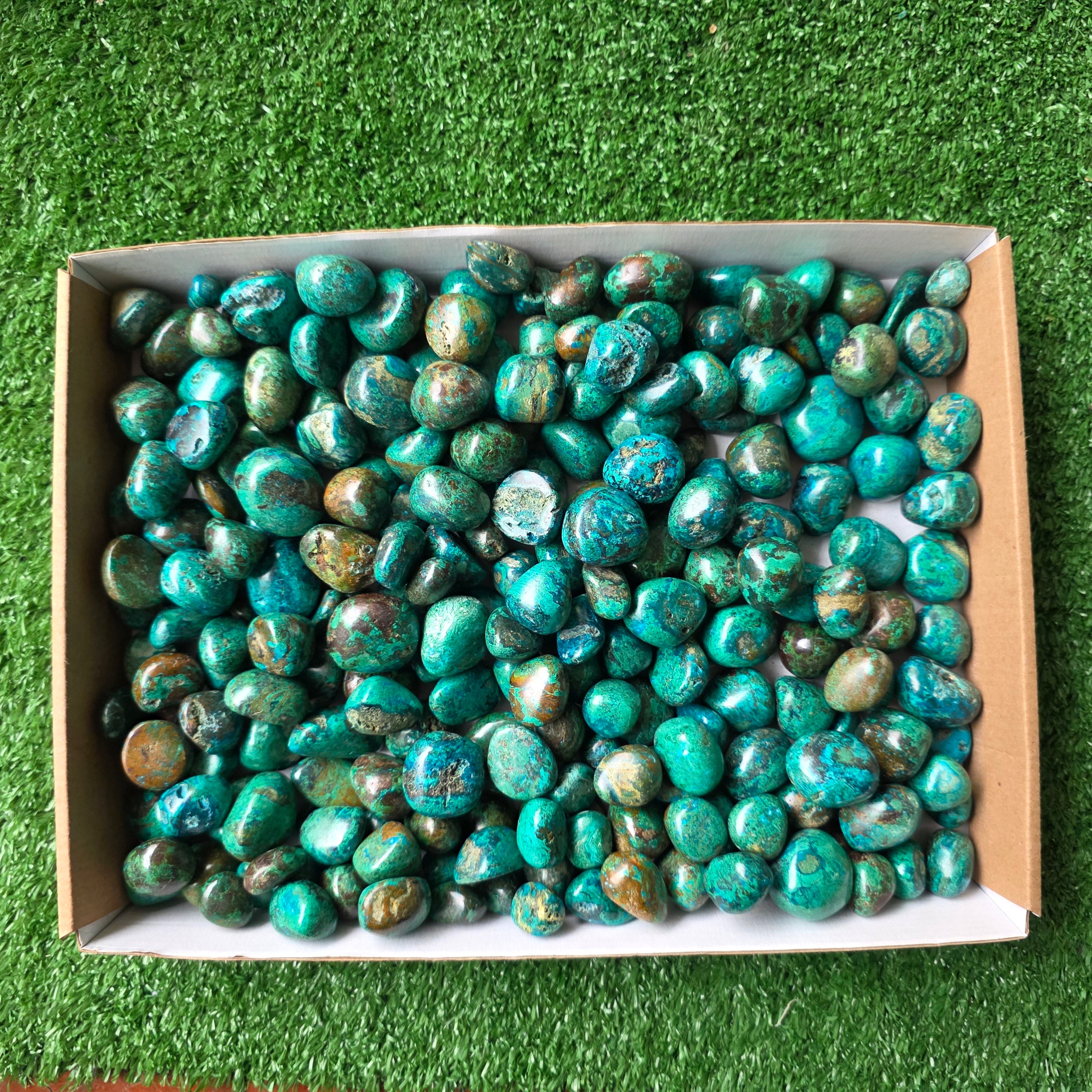 Lot 3 kg Chrysocolla tumbled