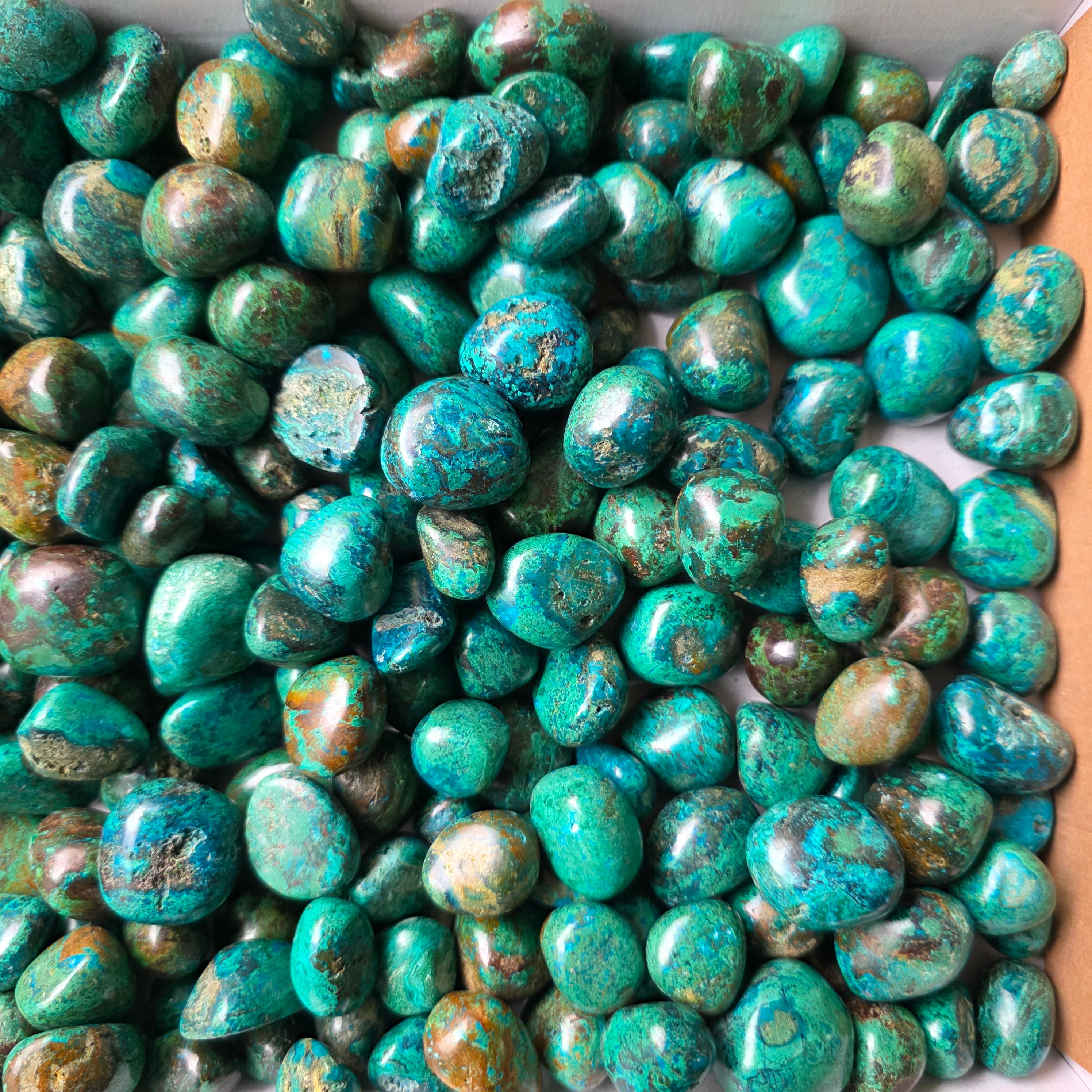 Lot 3 kg Chrysocolla tumbled