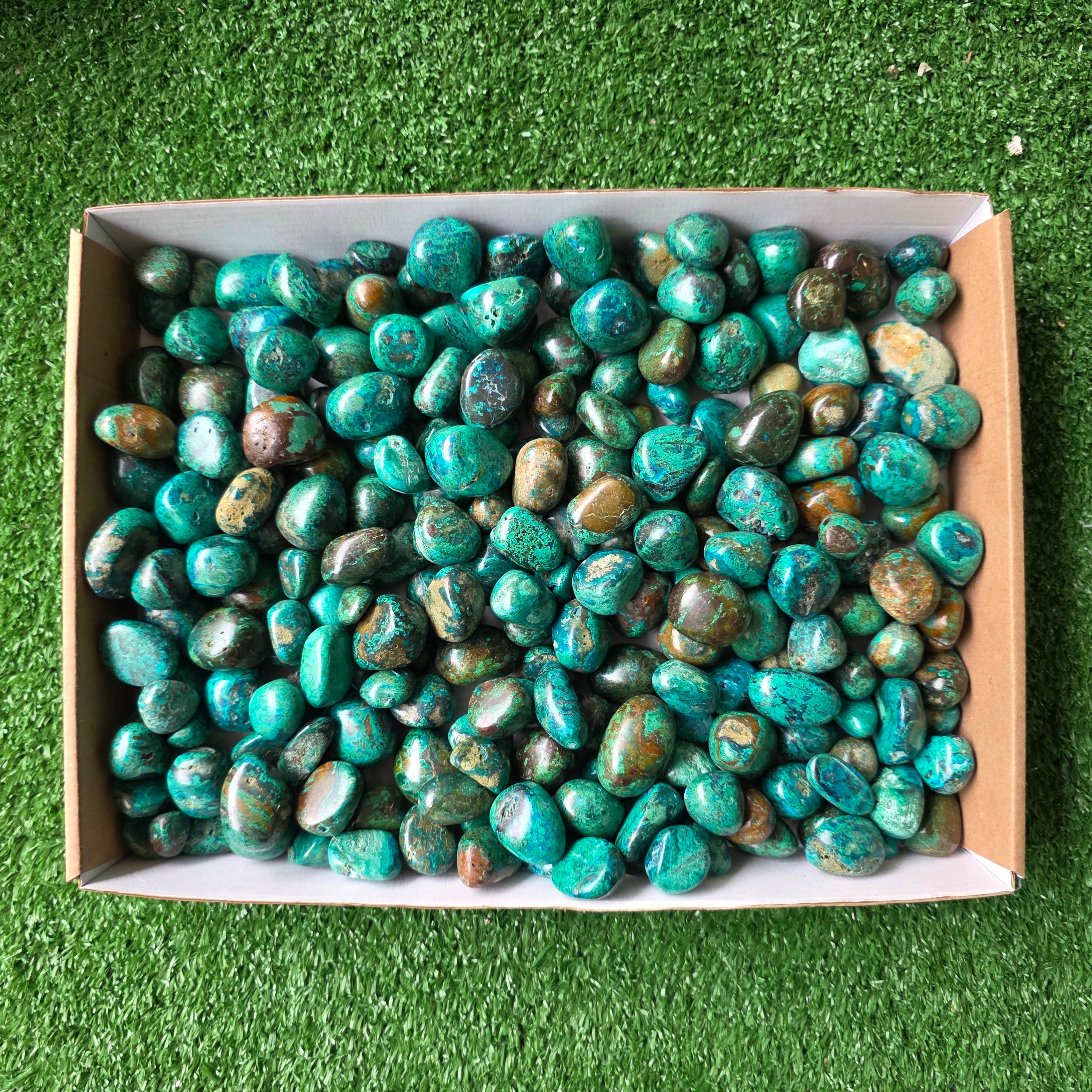 Lot 3 kg Chrysocolla tumbled