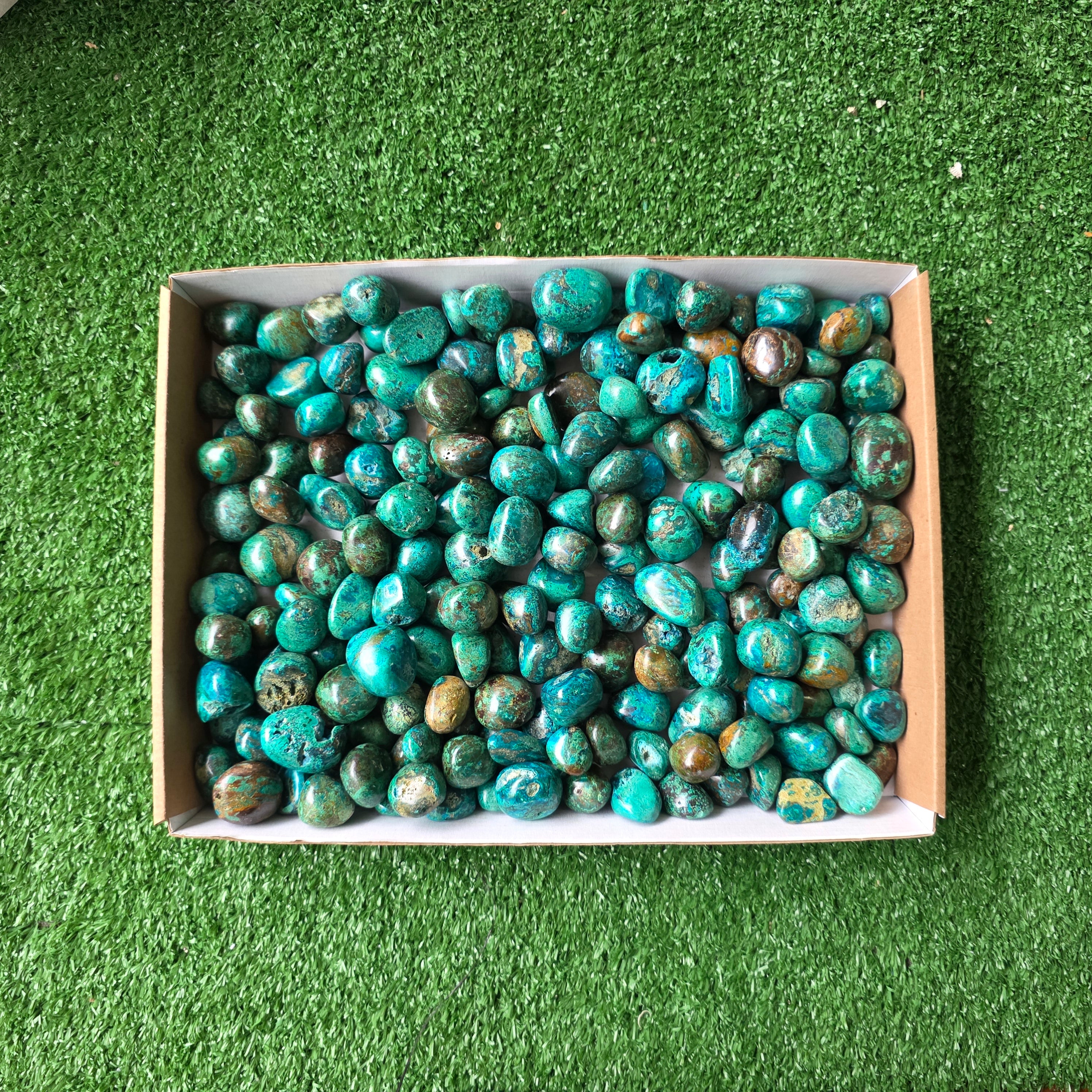Lot 3 kg Chrysocolla tumbled