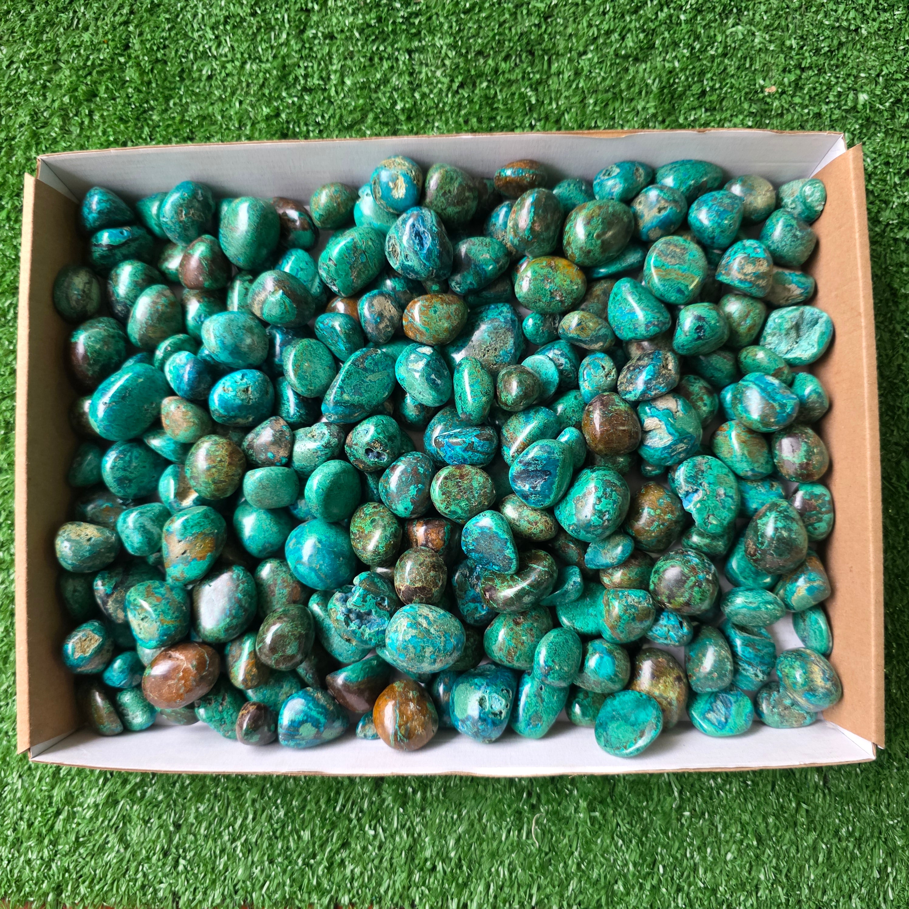 Lot 3 kg Chrysocolla tumbled