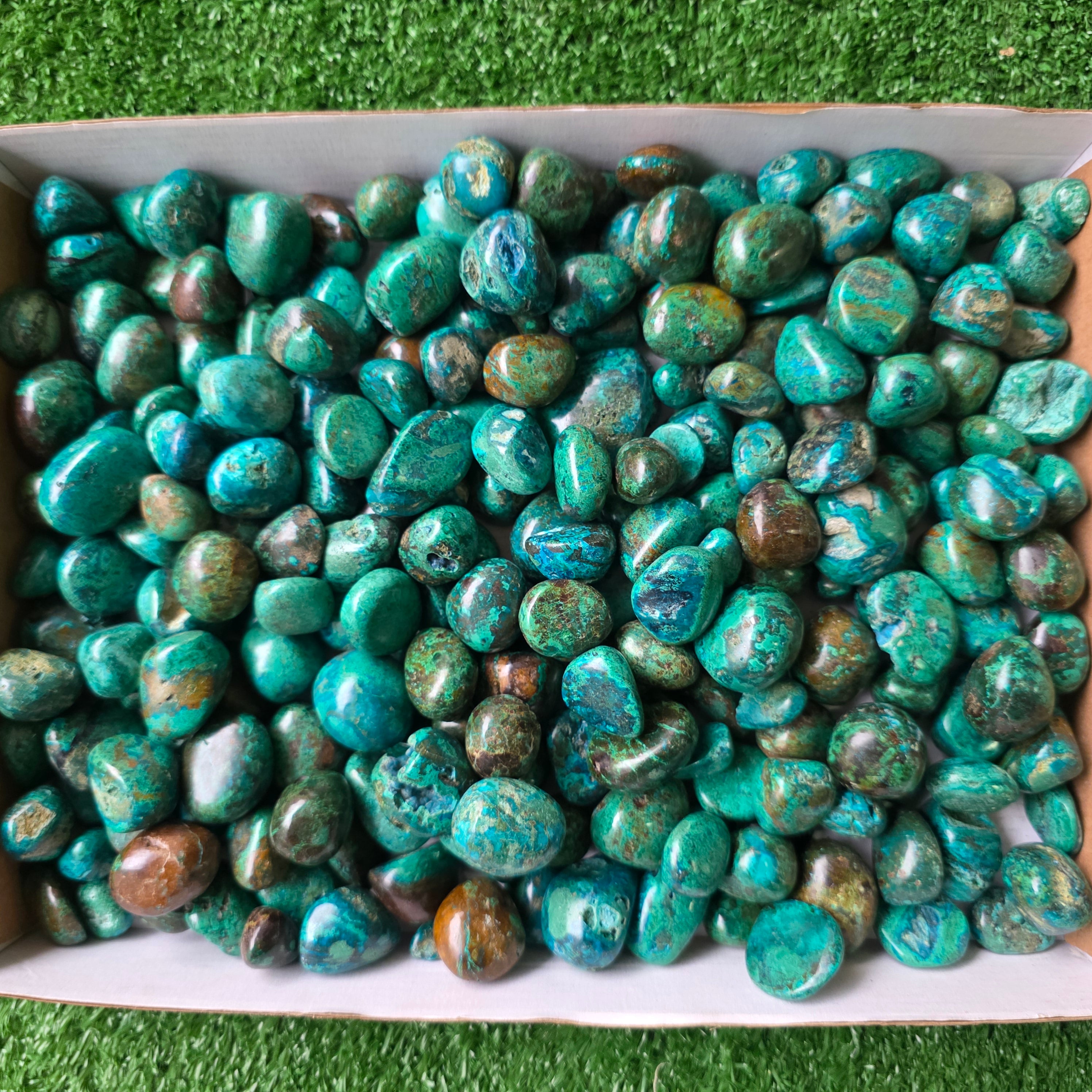 Lot 3 kg Chrysocolla tumbled