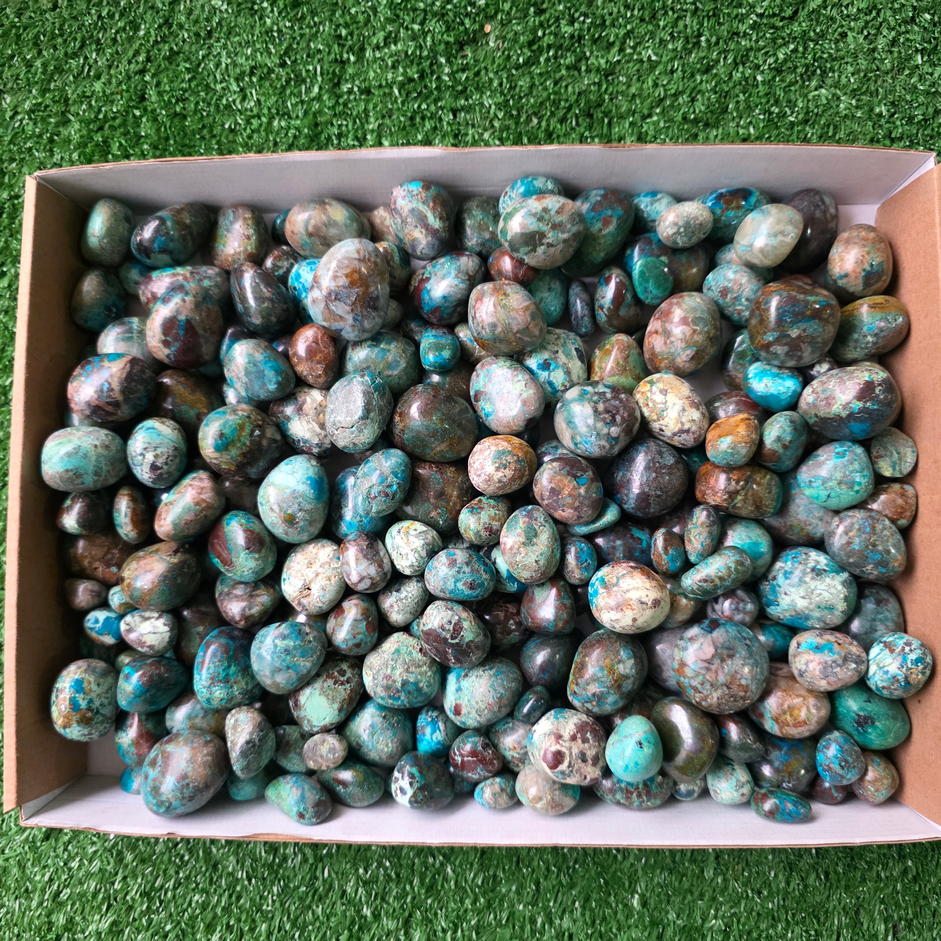 Lot 3 kg Chrysocolla tumbled