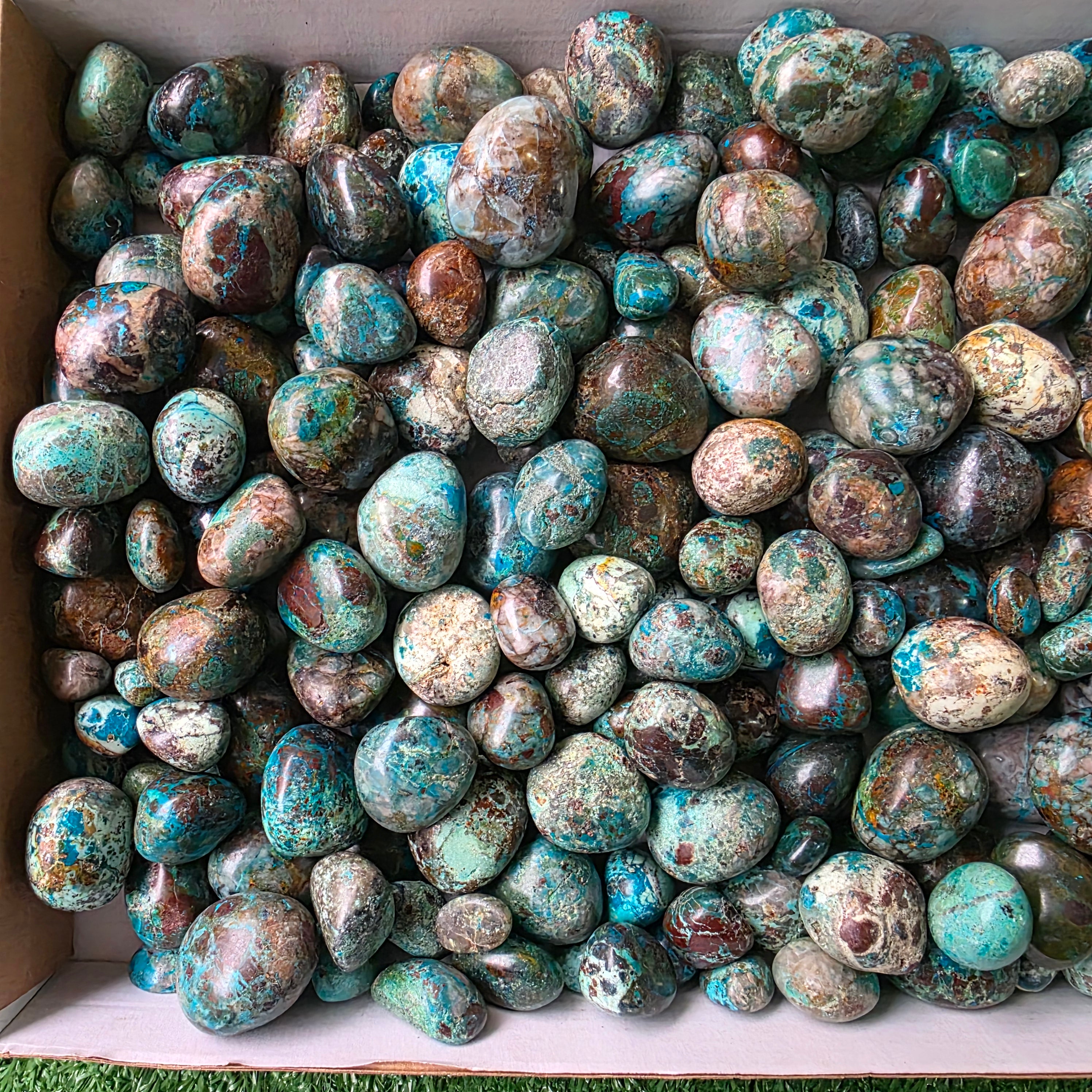 Lot 3 kg Chrysocolla tumbled