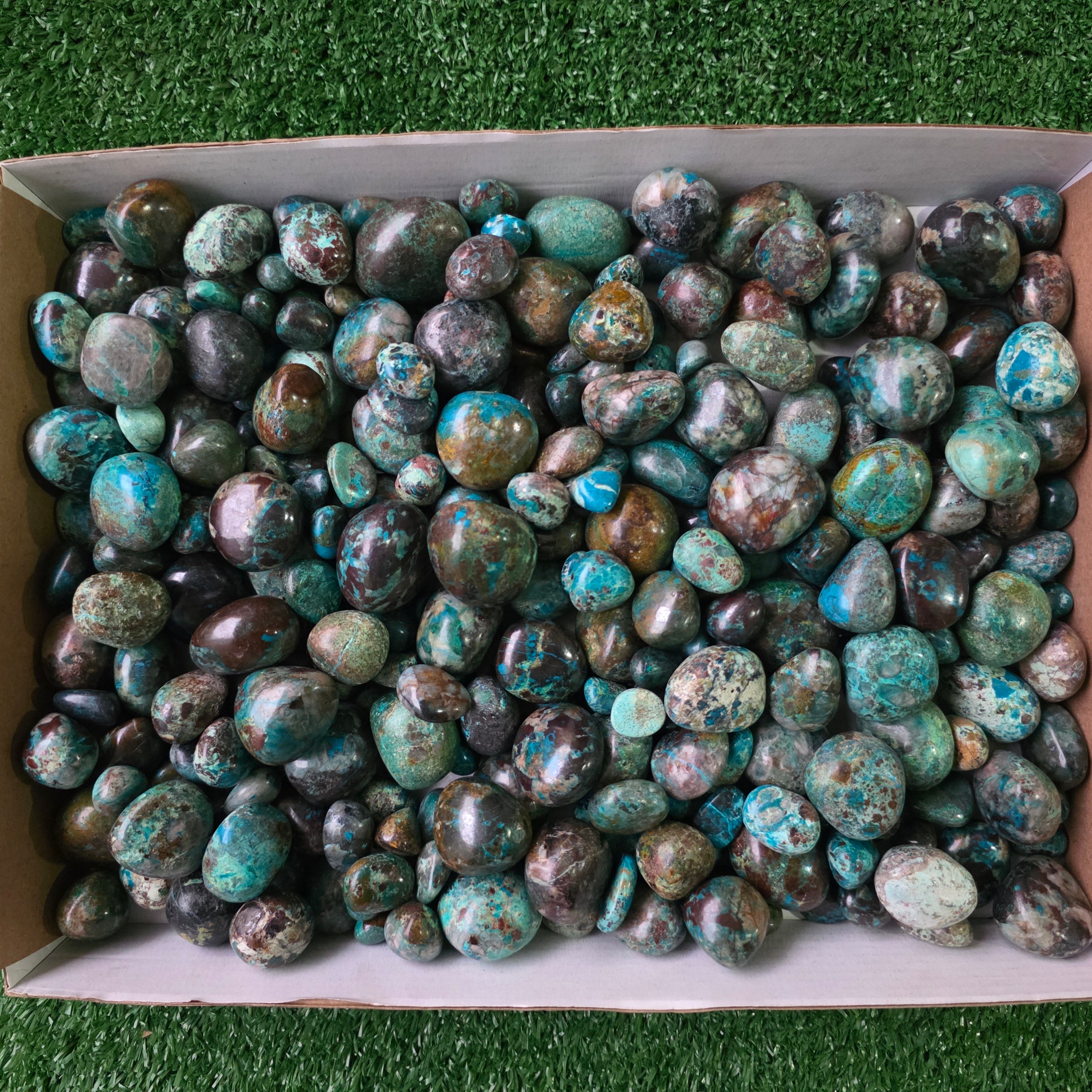Lot 3 kg Chrysocolla tumbled
