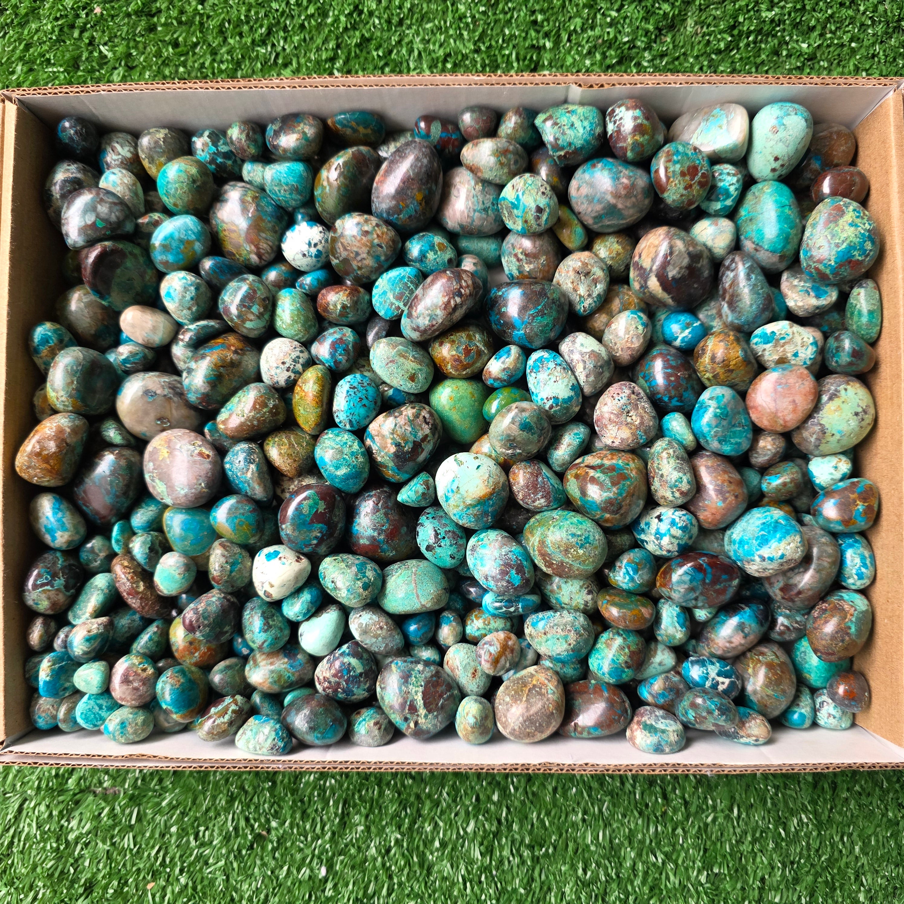 Lot 3 kg Chrysocolla tumbled